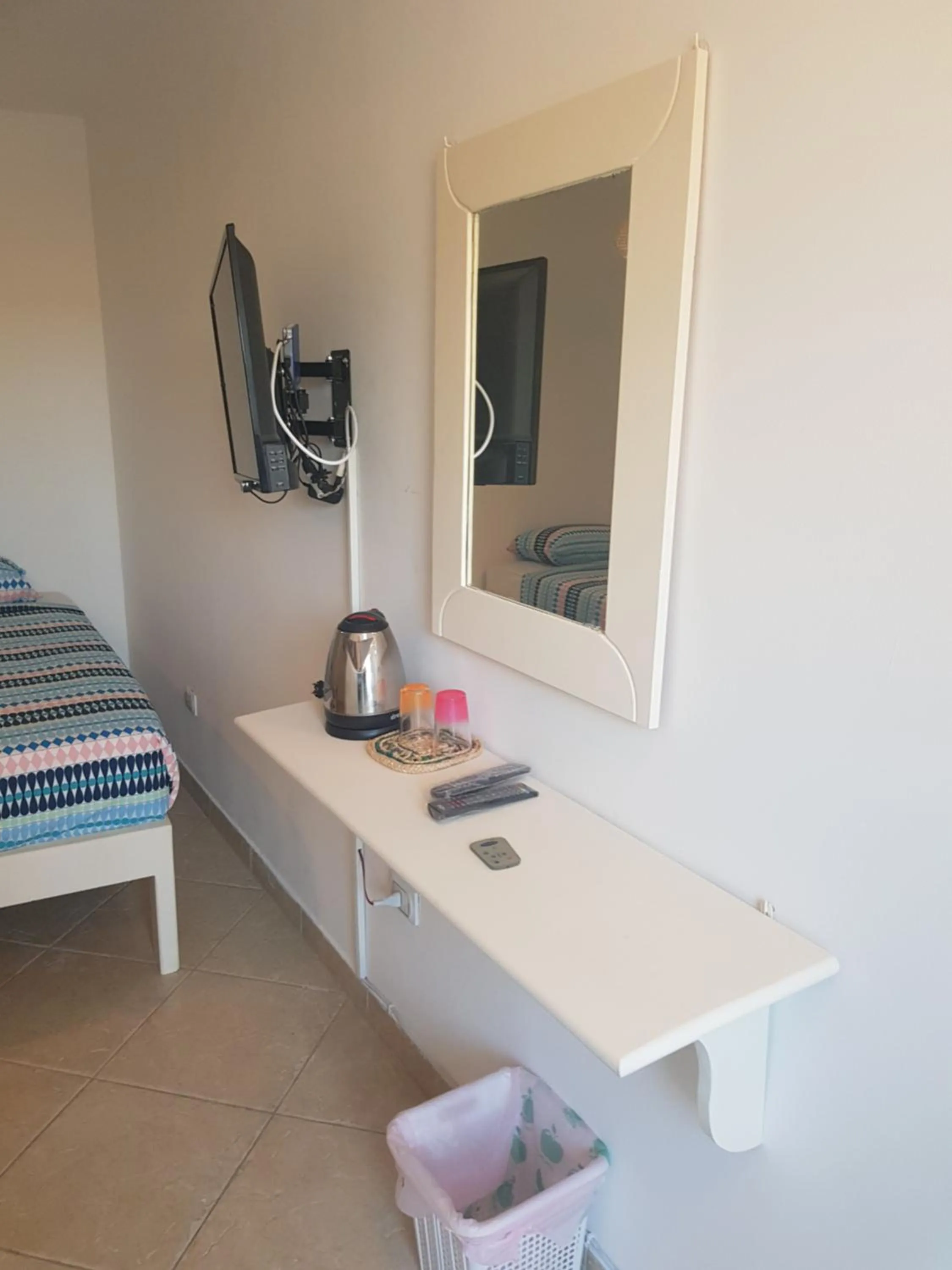 Bed in Lilly Rooms and Studio