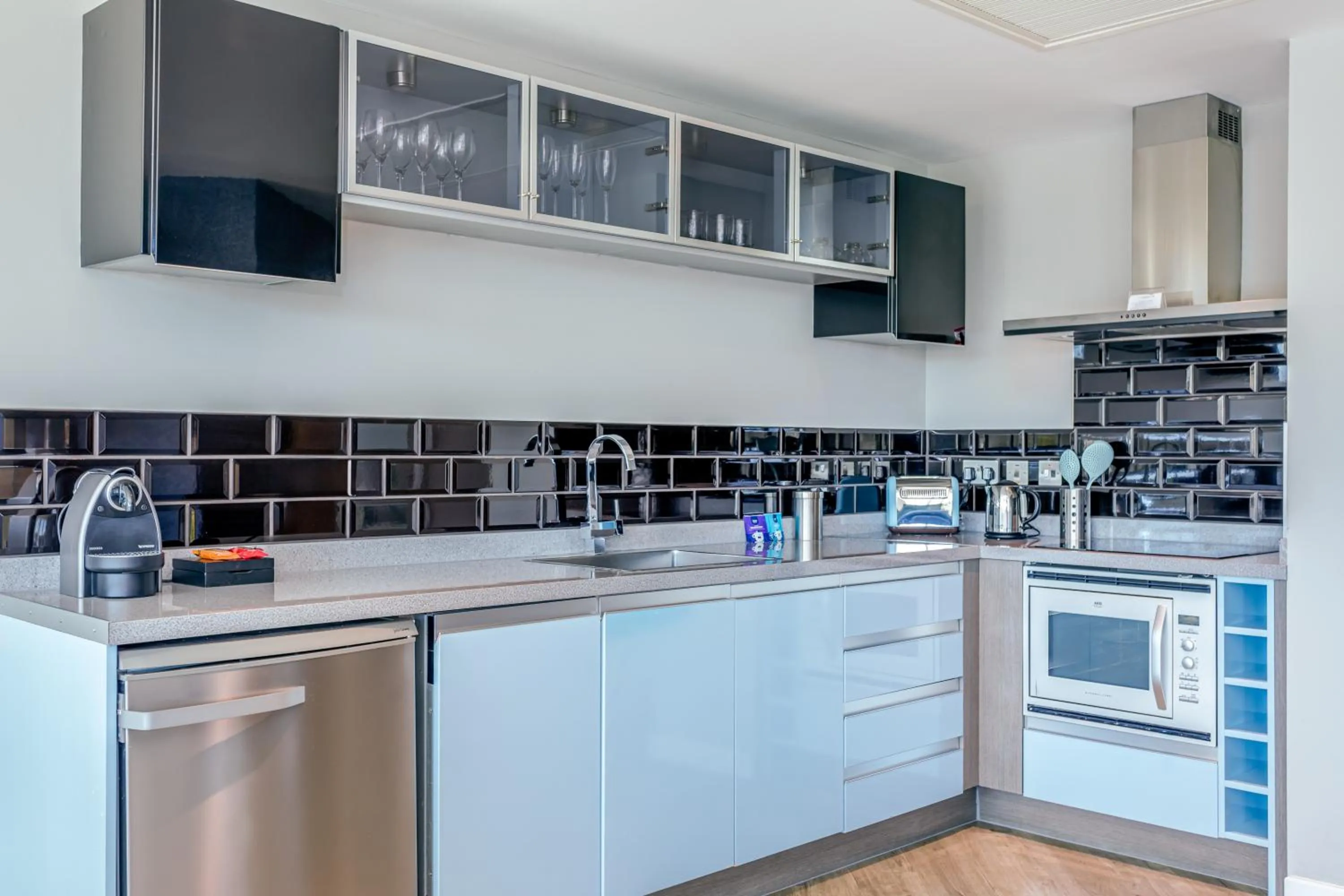 Captain's Club Hotel & Spa