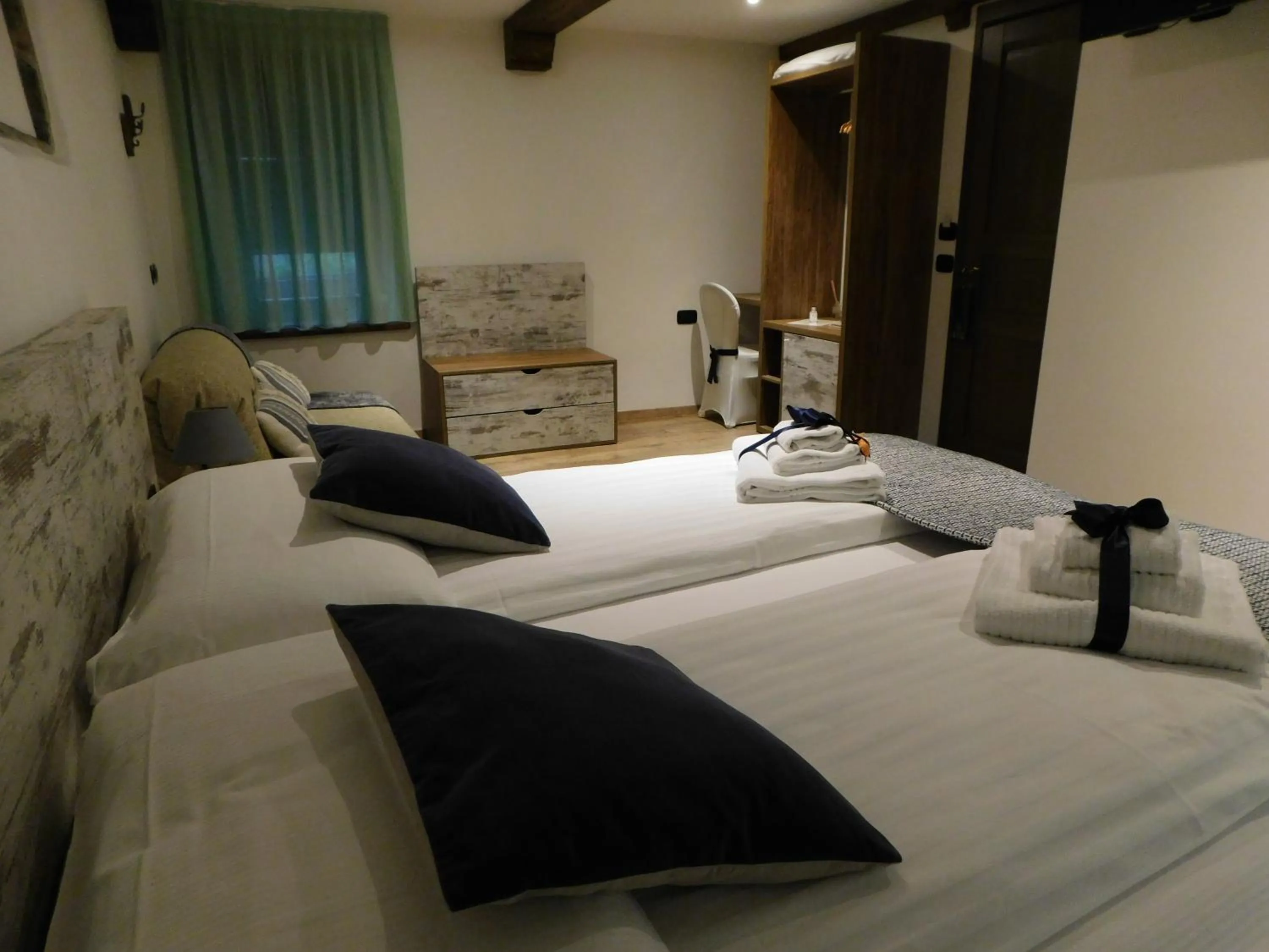 Bedroom, Bed in NicoMat Rooms