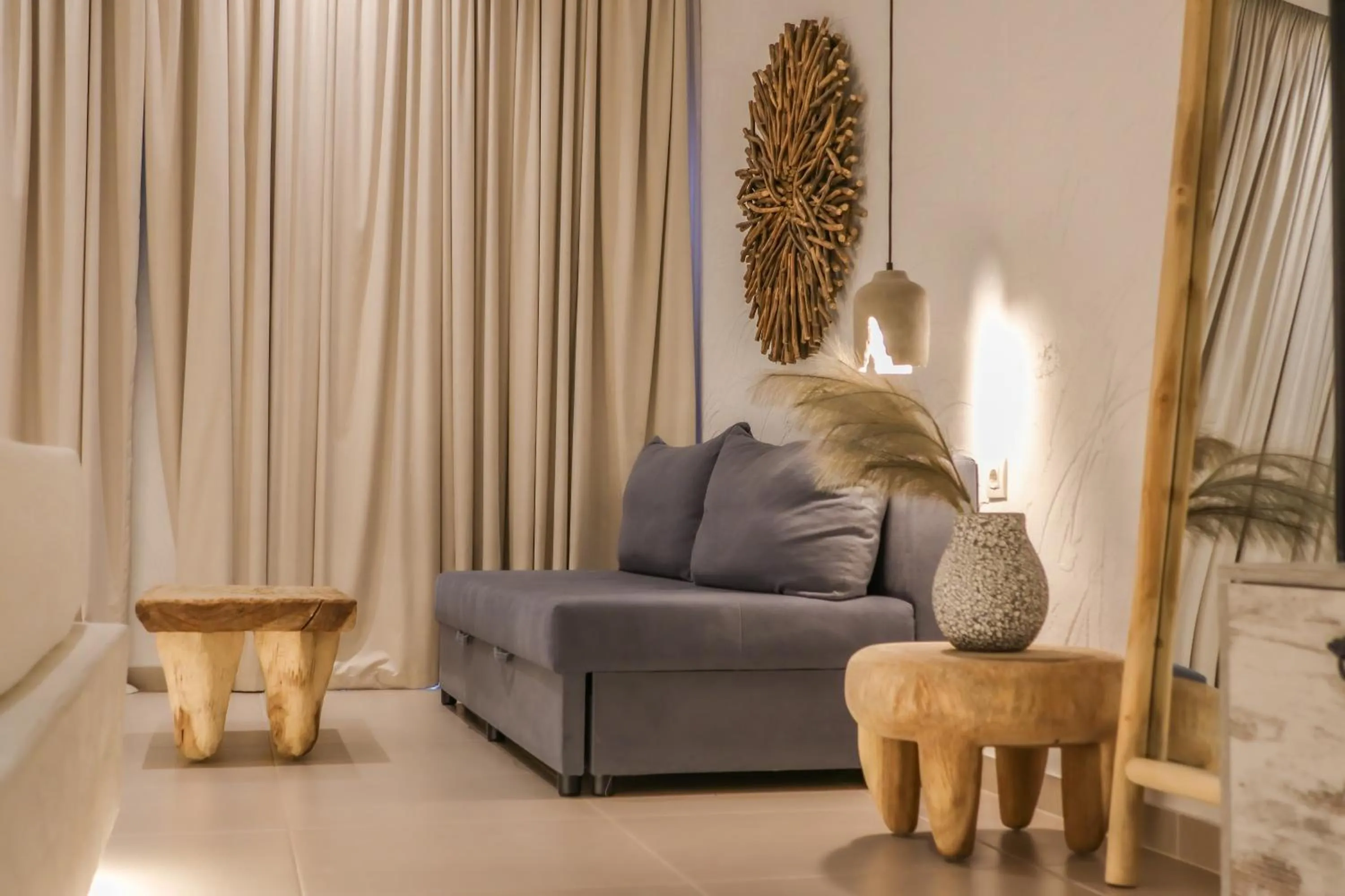 Seating area in Delfini Beach Hotel & Suites