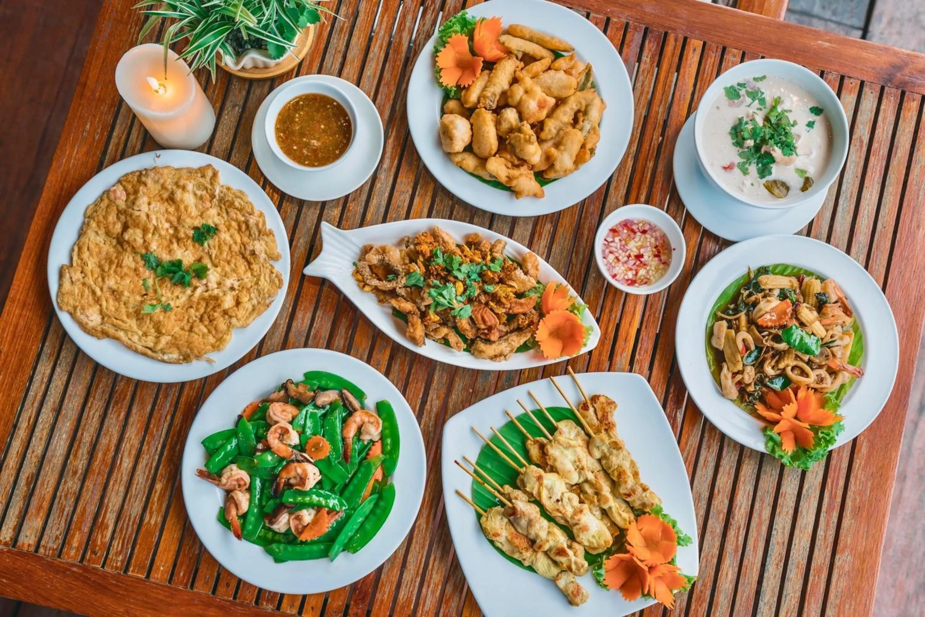 Food in The Float House River Kwai