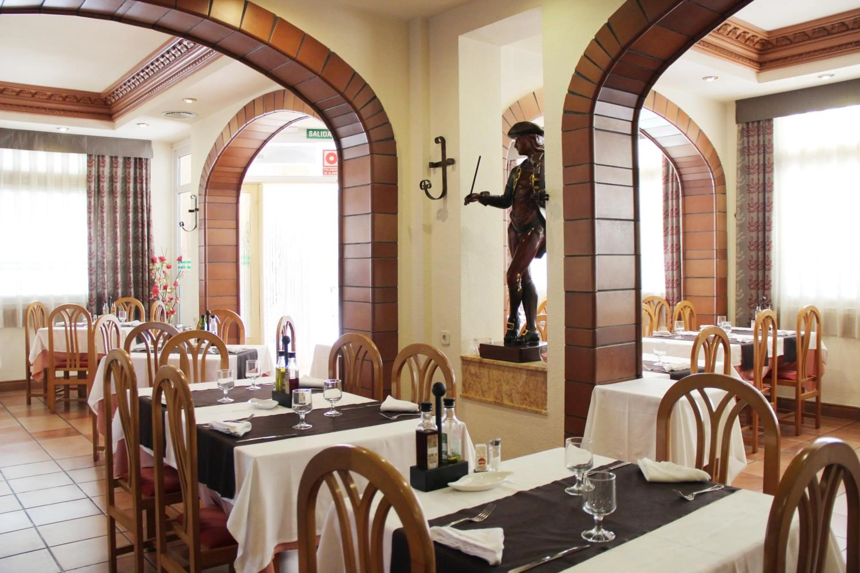 Restaurant/places to eat in Hotel Teruel