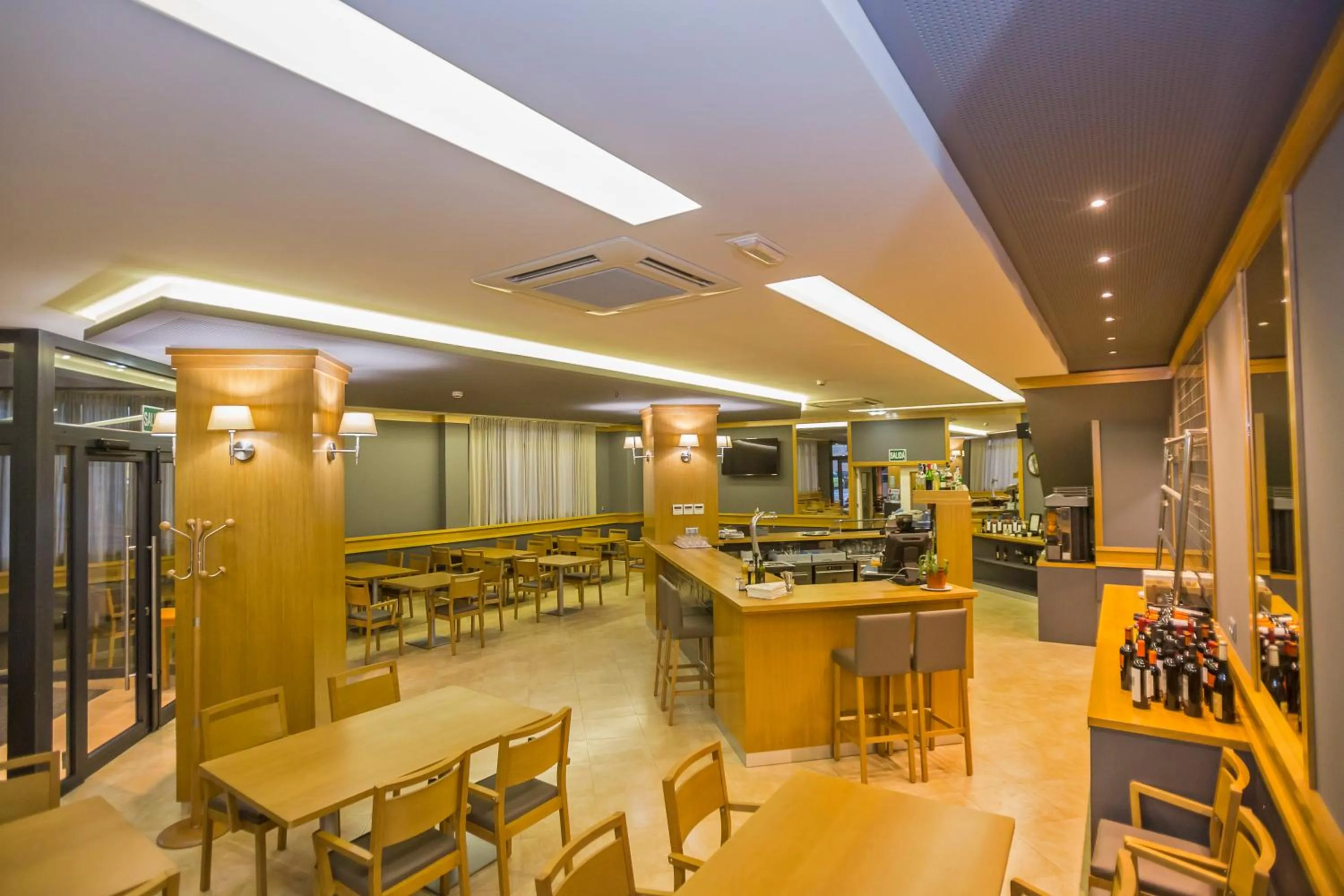 Restaurant/places to eat in Hotel Teruel