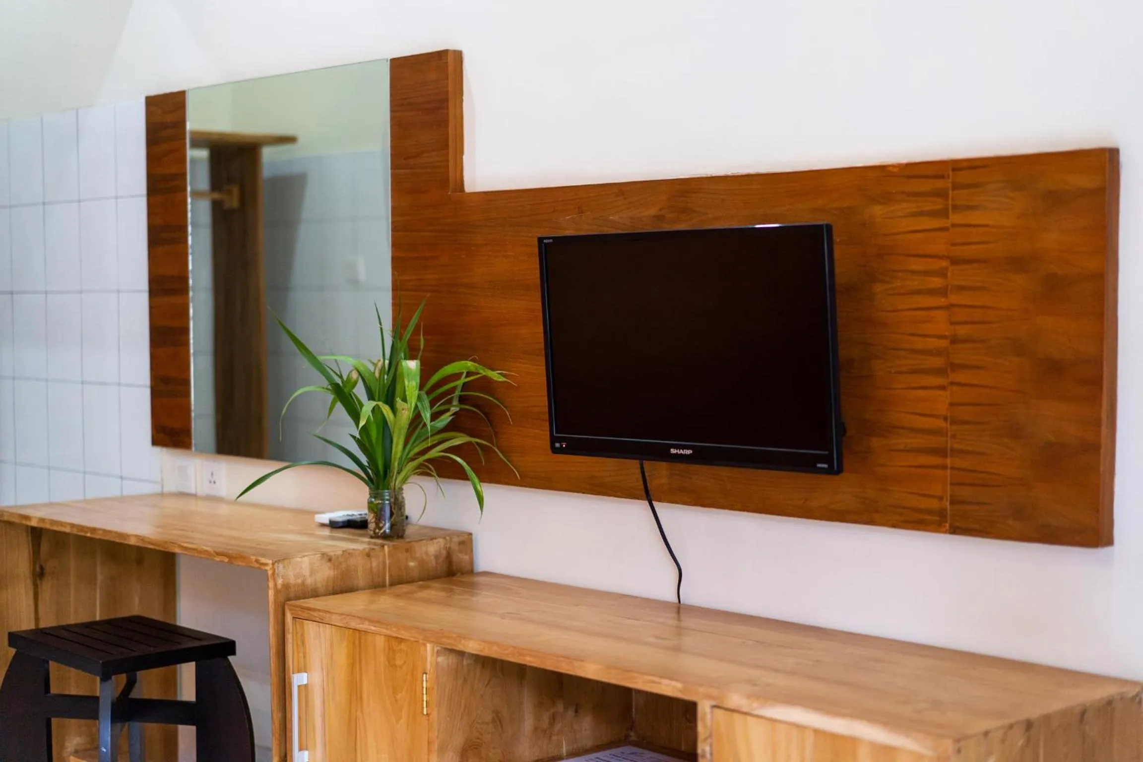 TV and multimedia in Pondok Jenggala