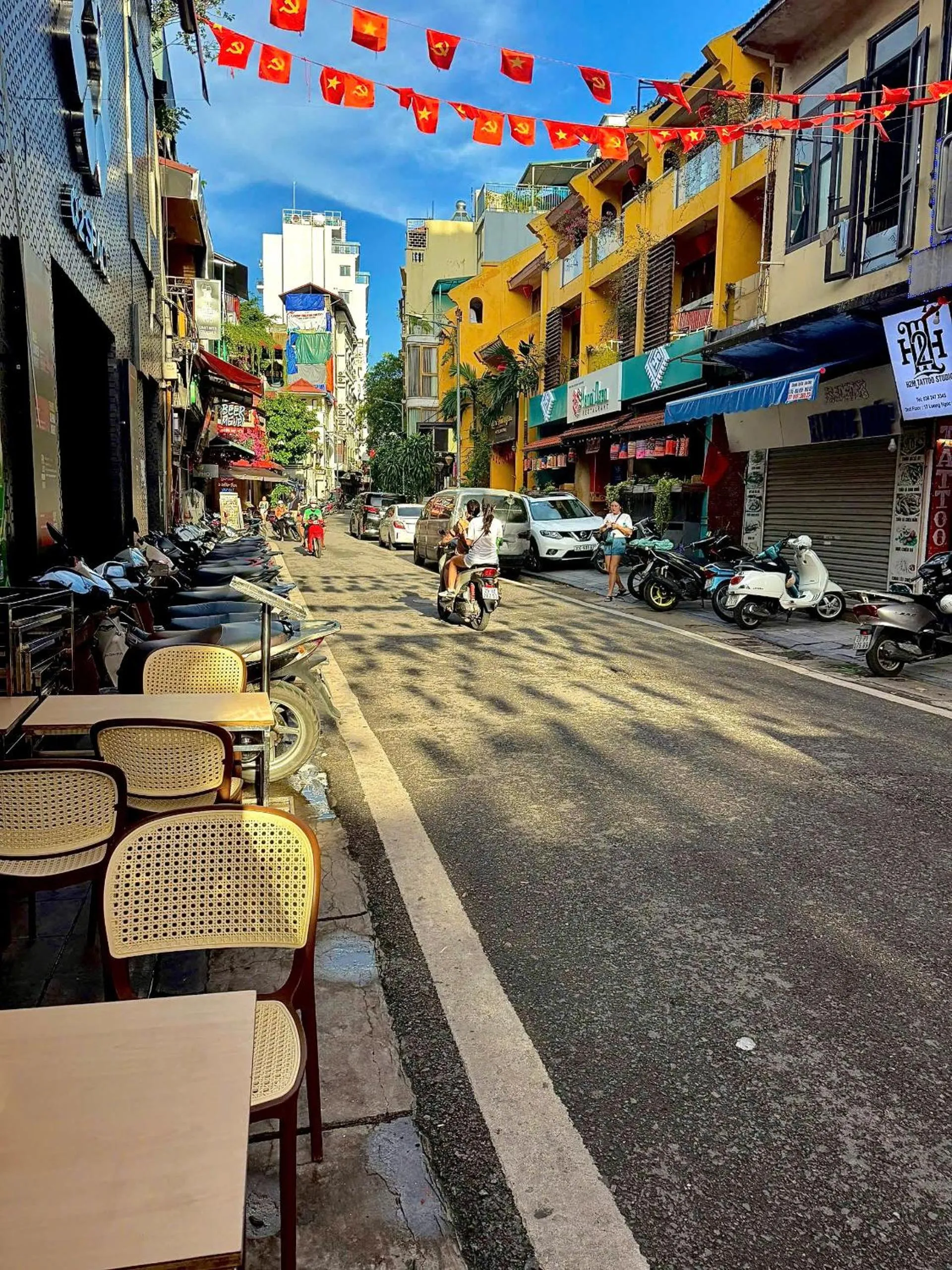 Property building in Hanoi Discovery Old Quarter Hotel