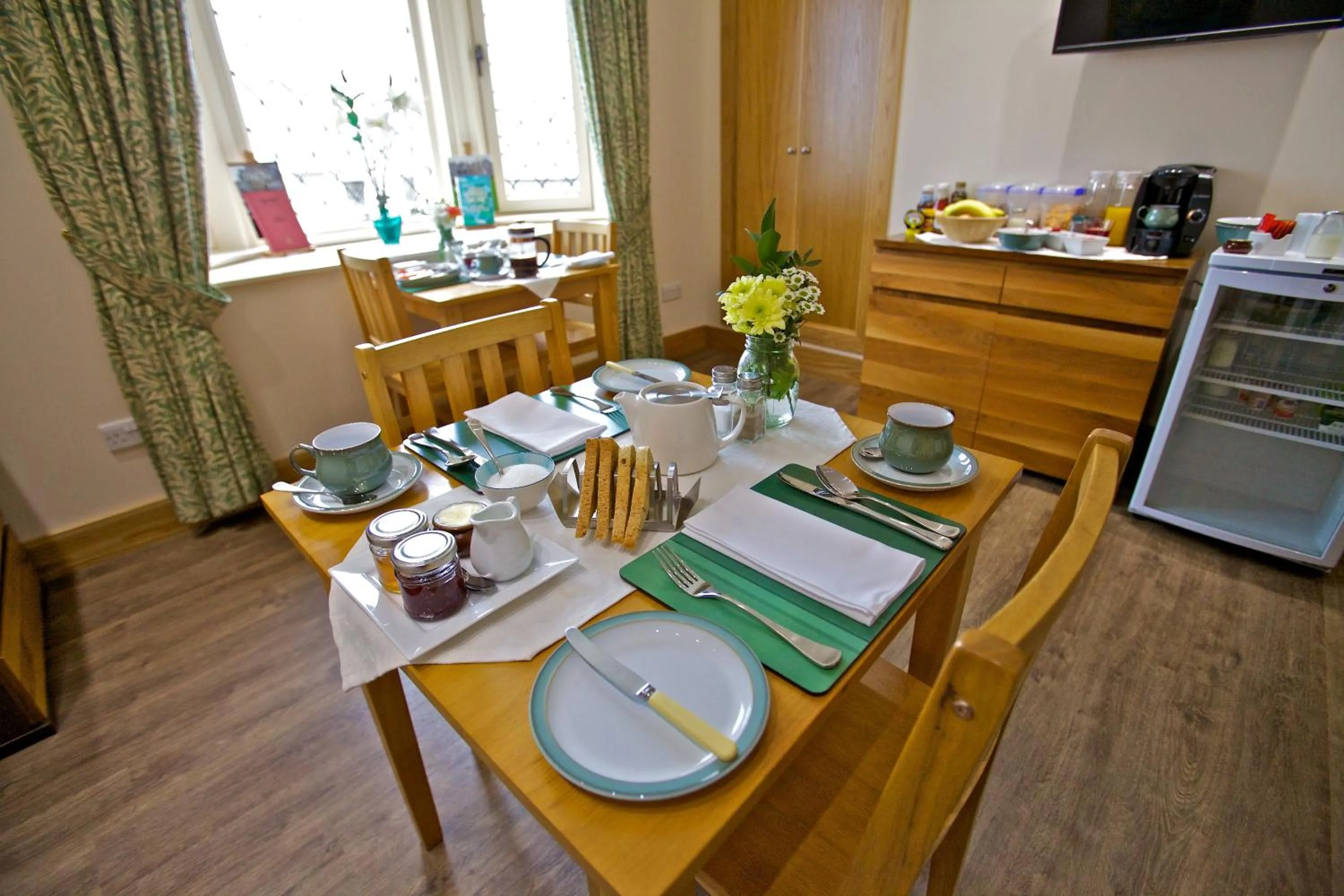 Dining area in Heatherlea