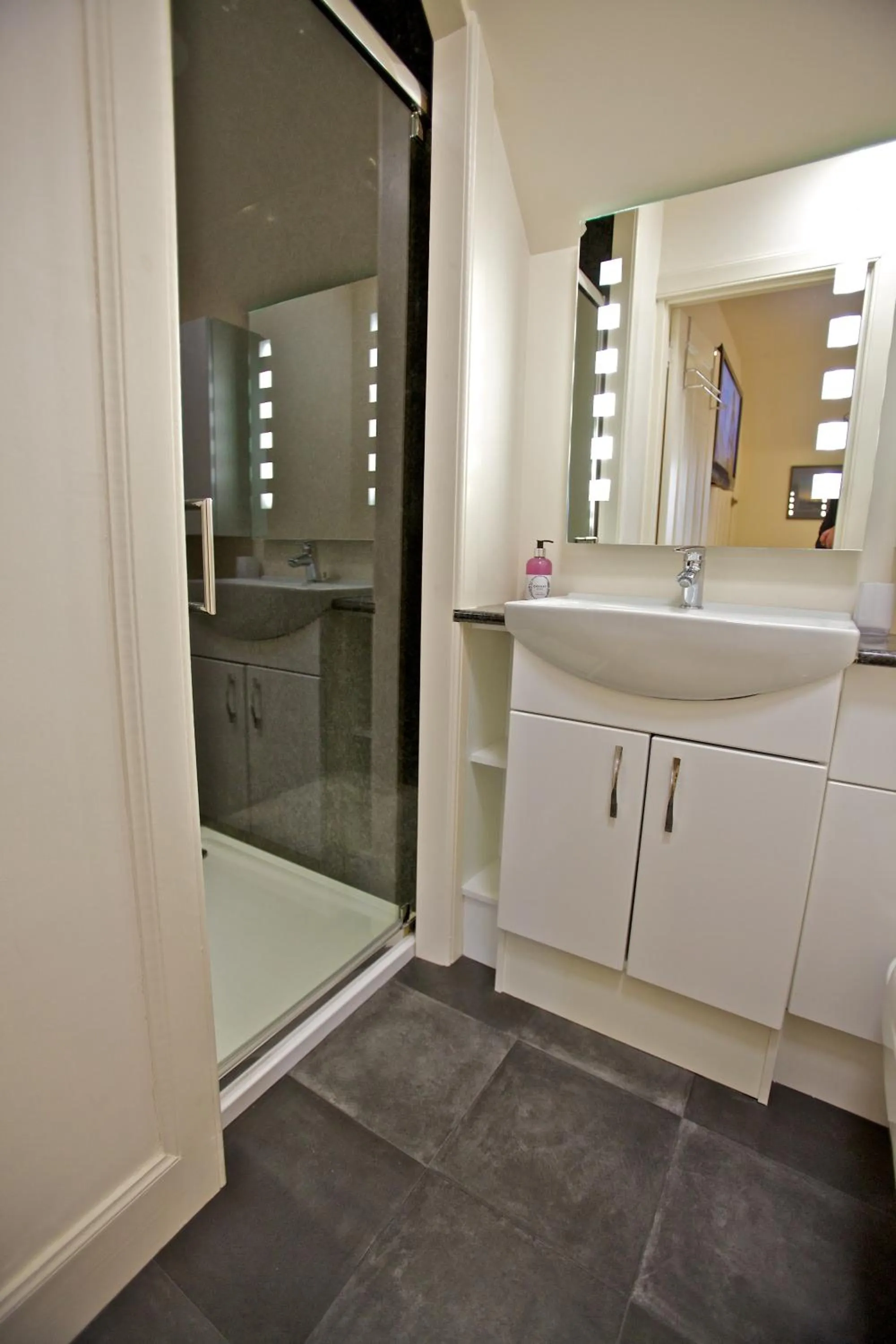 Bathroom in Heatherlea