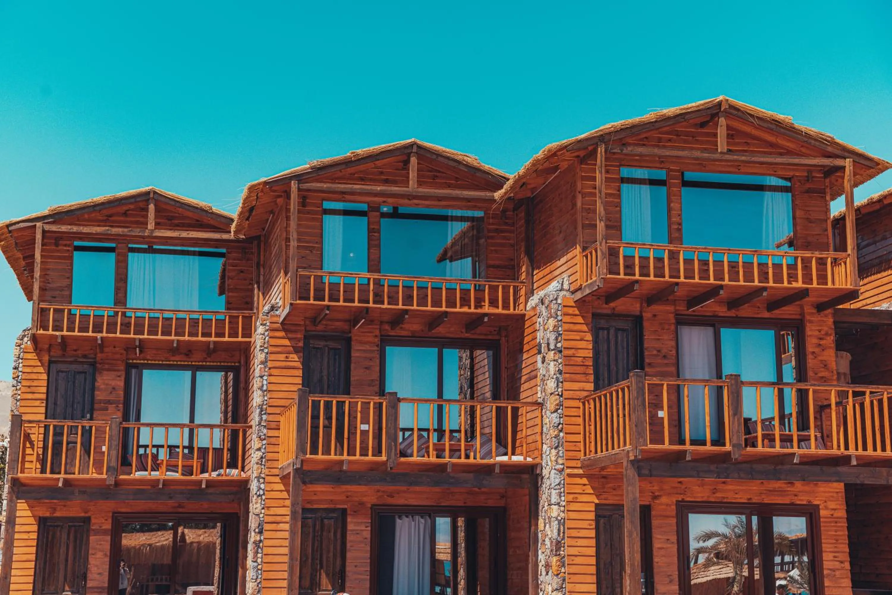 Property building in Paradise Sweir