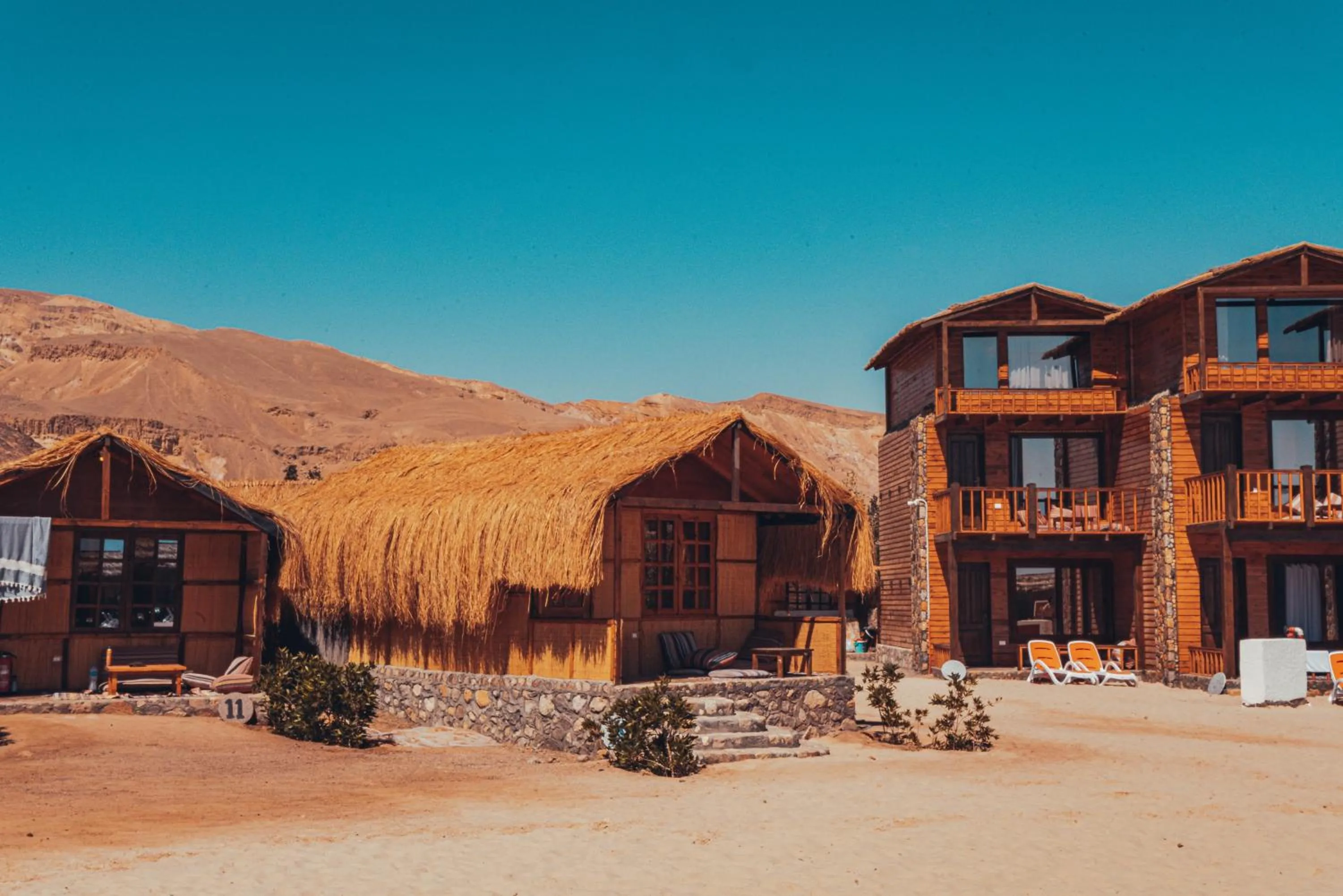 Property building in Paradise Sweir