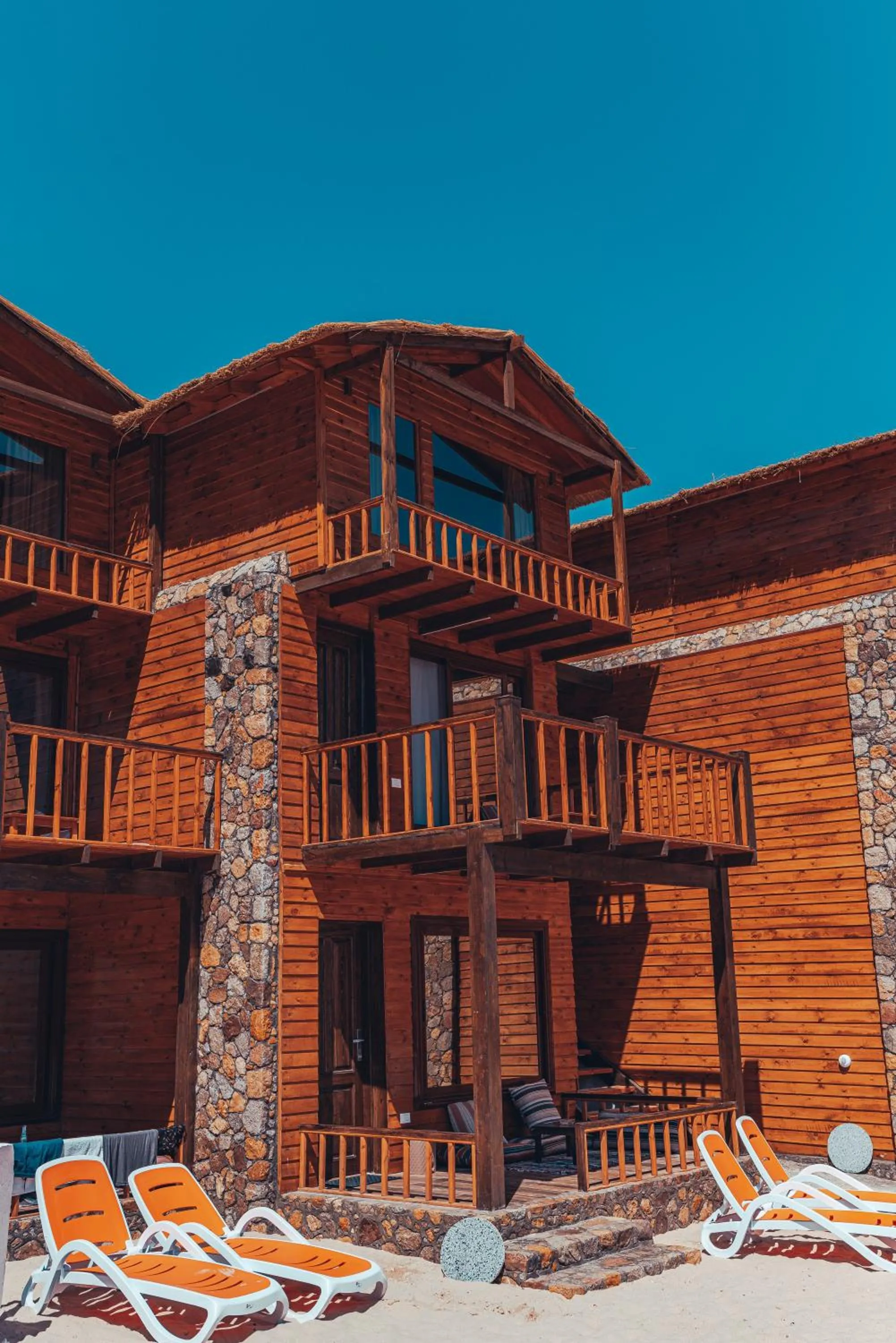 Property building in Paradise Sweir