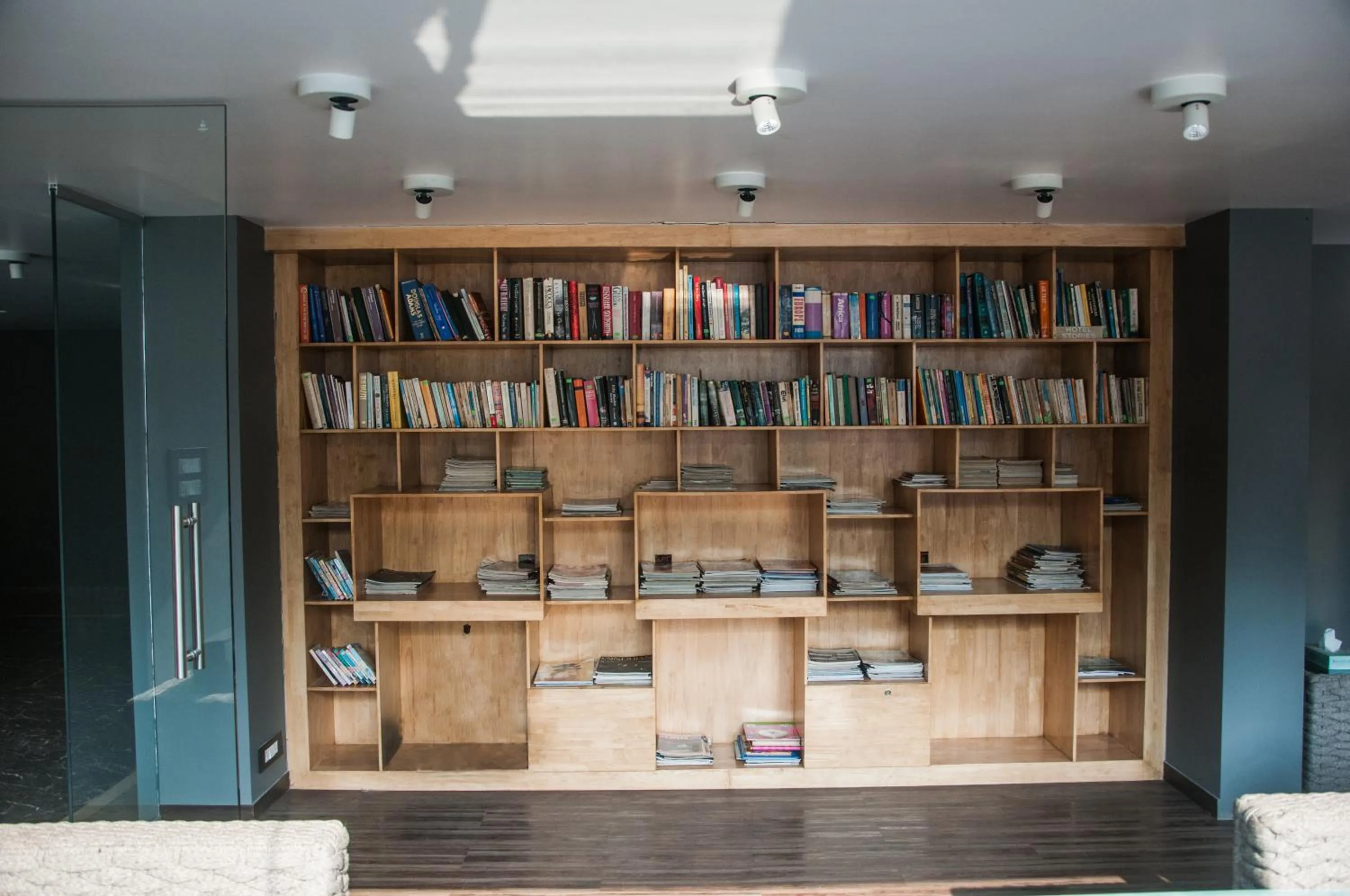 Library in Brightland Resort & Spa