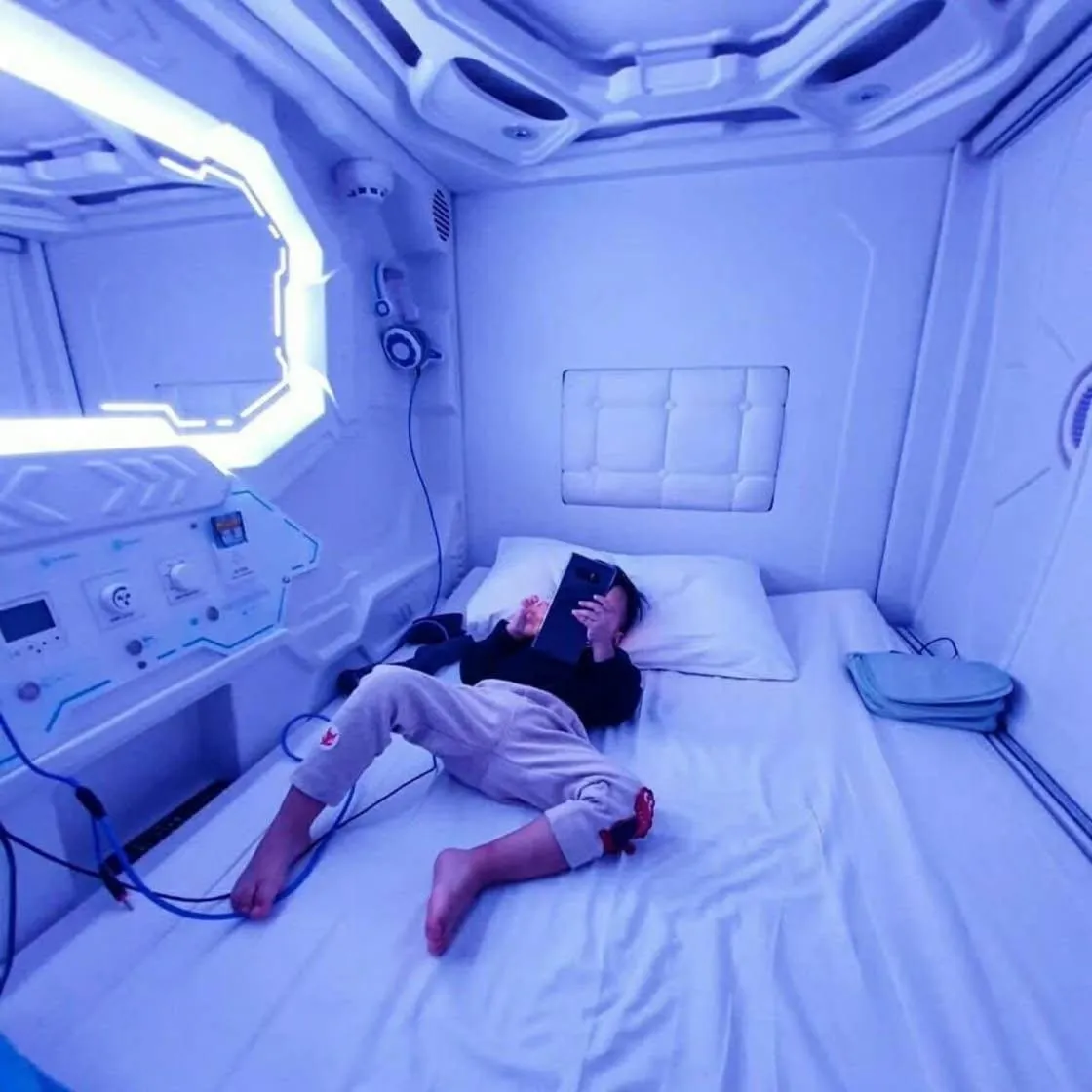 Bed in Danang Capsule Hotel & Rooftop Bar