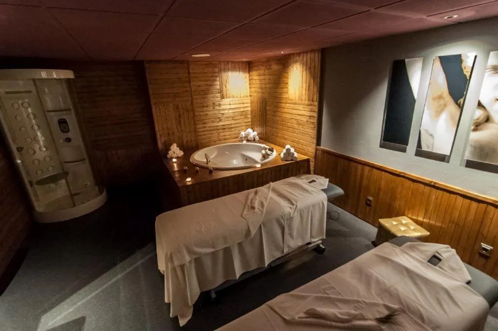 Massage, Bed in Hotel Vilagaros