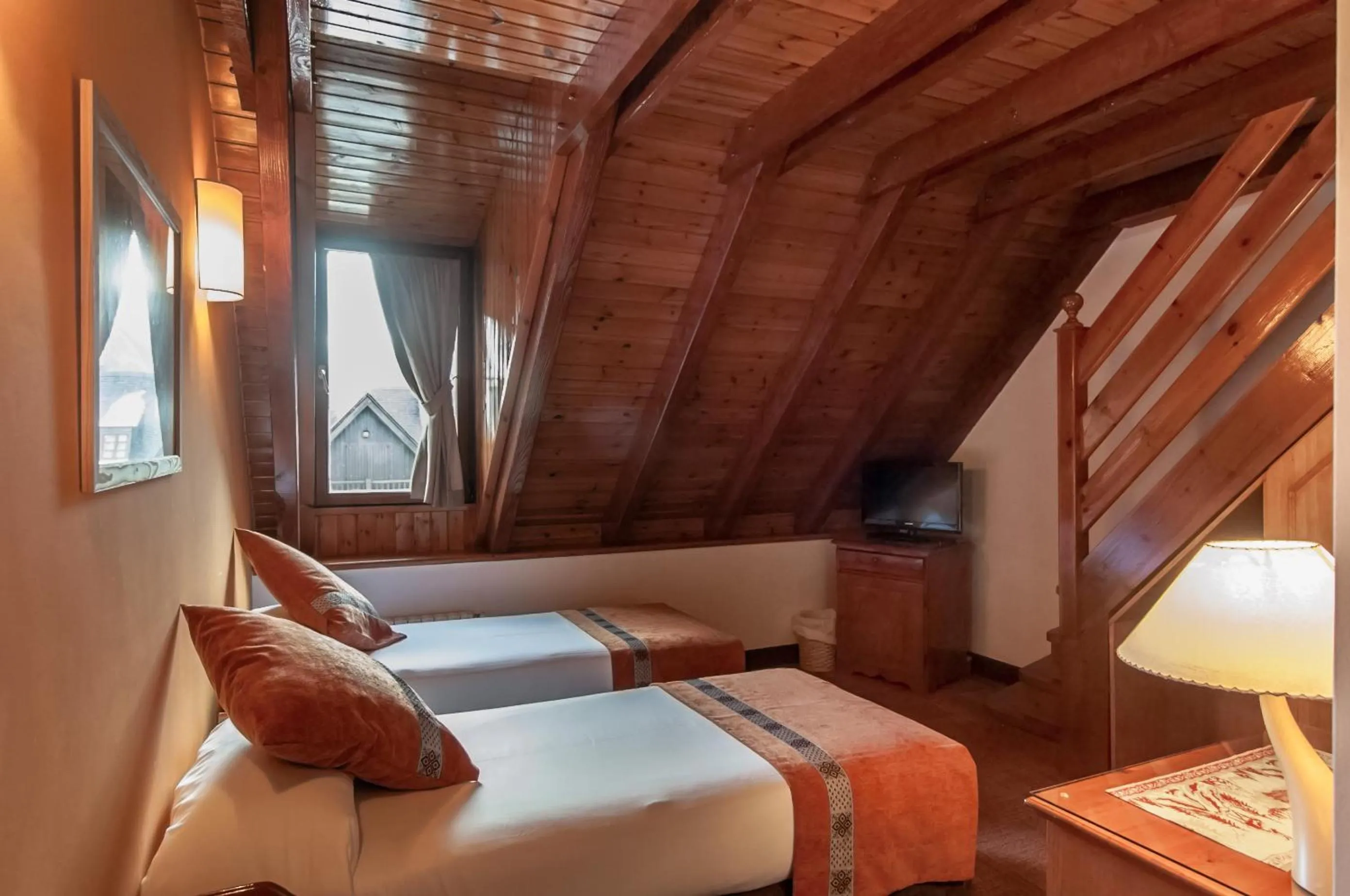 Photo of the whole room, Bed in Hotel Vilagaros