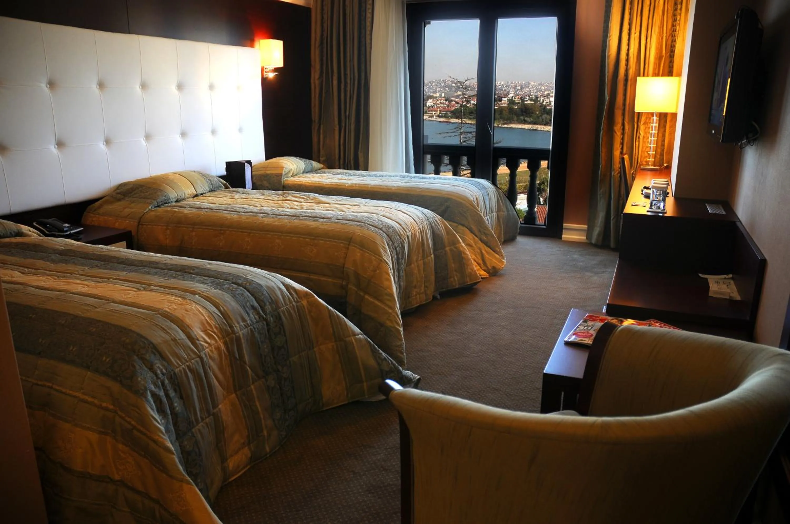 Photo of the whole room, Bed in Paradise Island Hotel