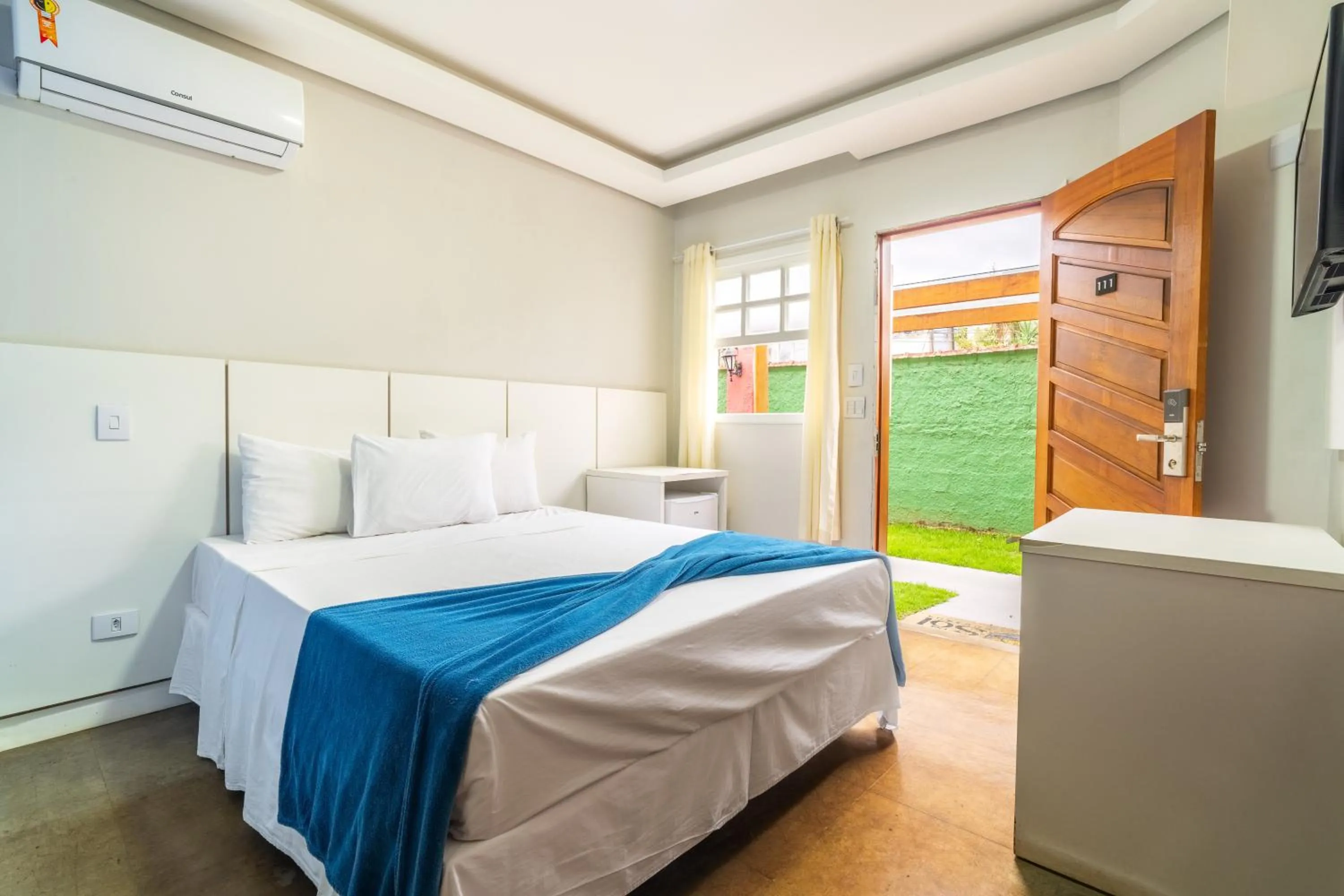 Bedroom, Bed in Pousada Villa del Sol