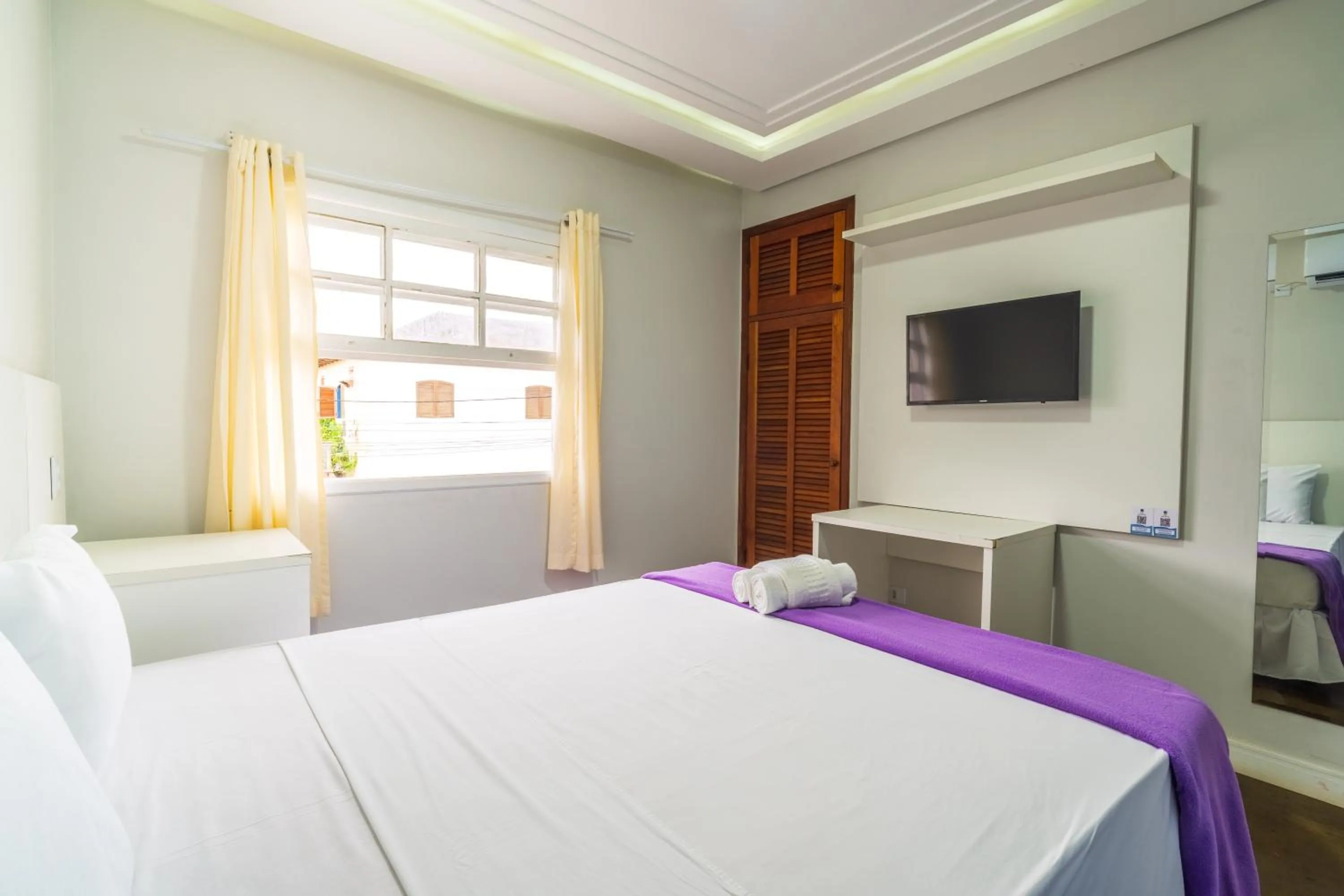 Bedroom, Bed in Pousada Villa del Sol