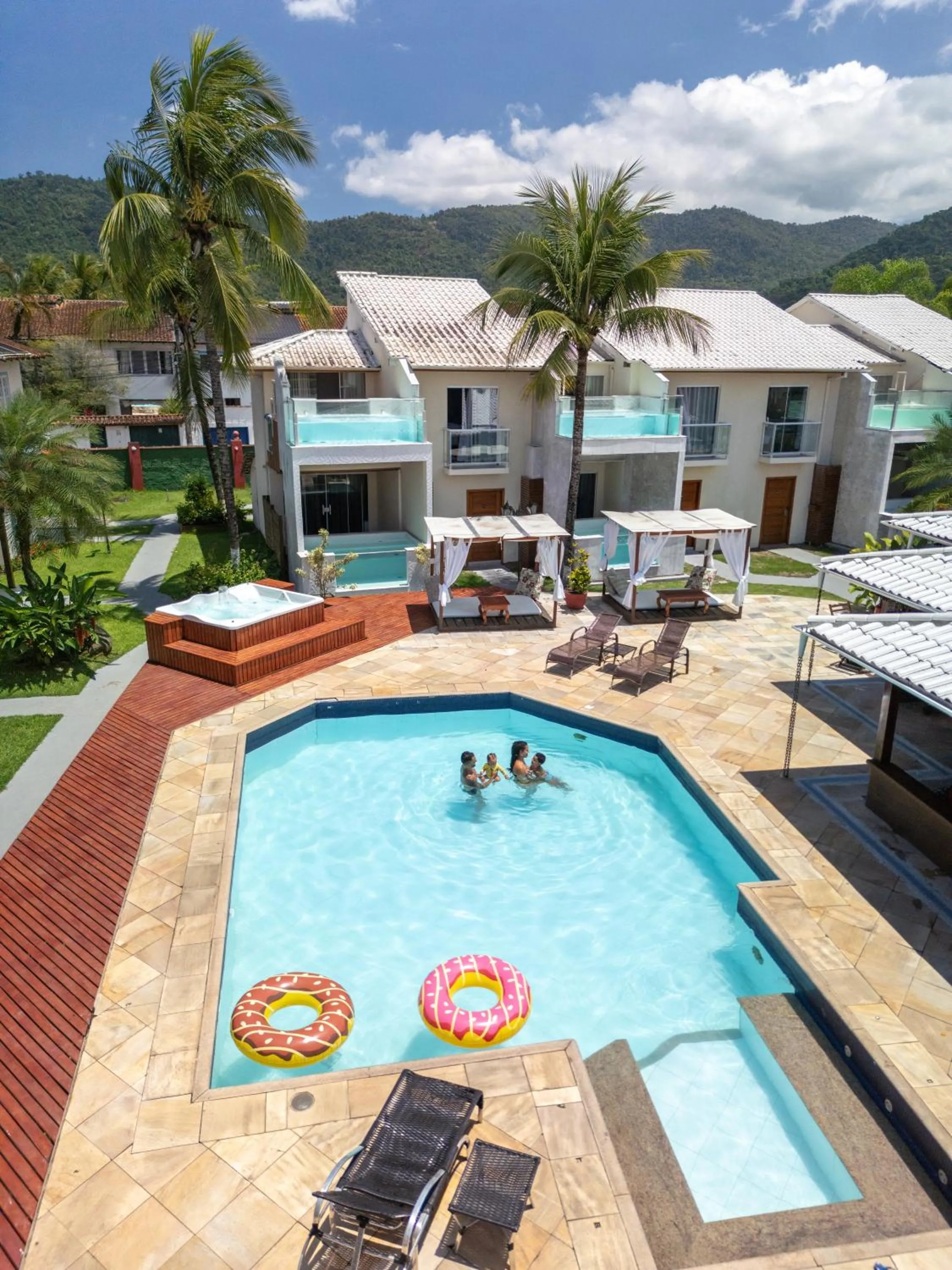 Pool view in Pousada Villa del Sol