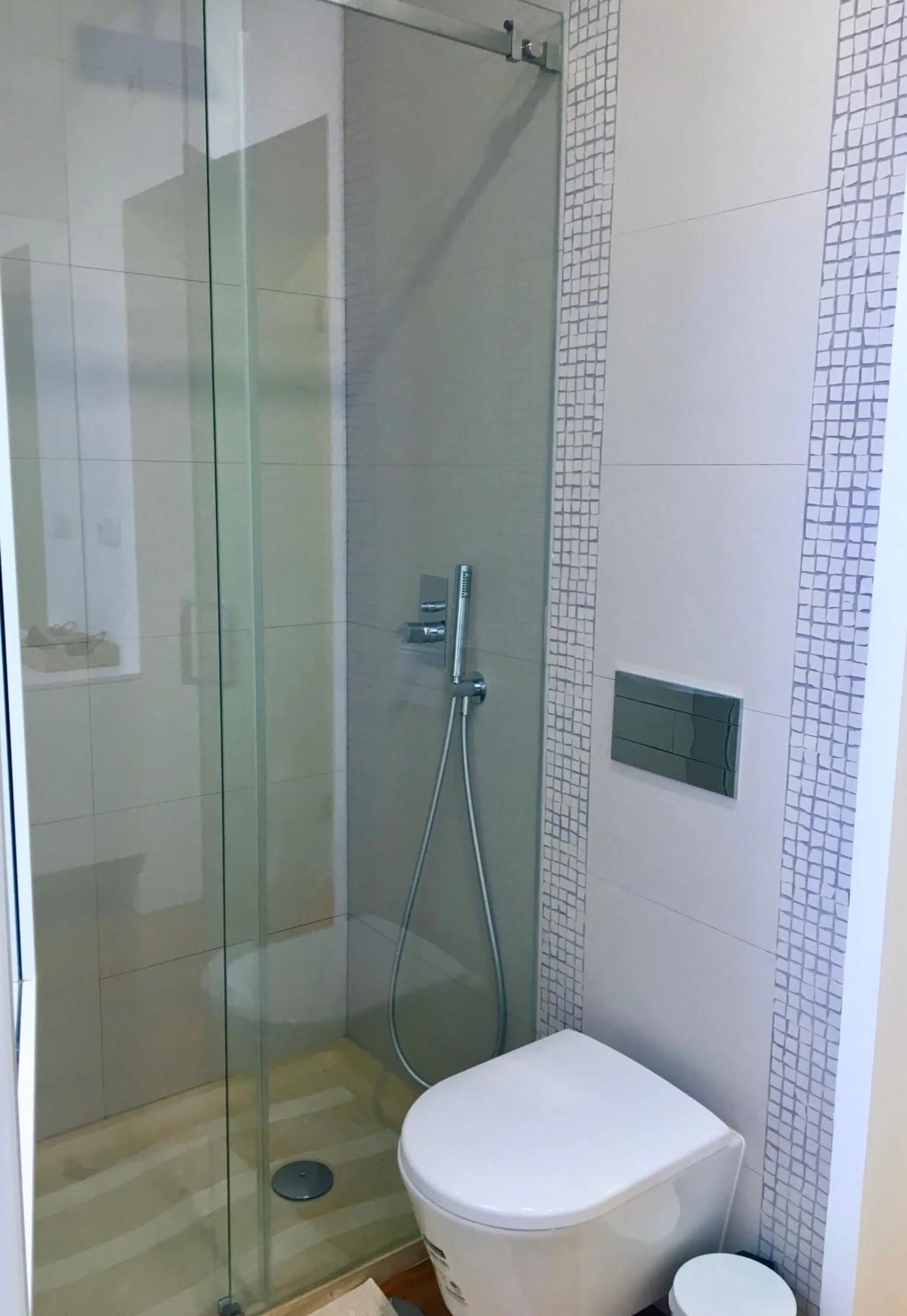 Shower in Hola Lisbon Suites