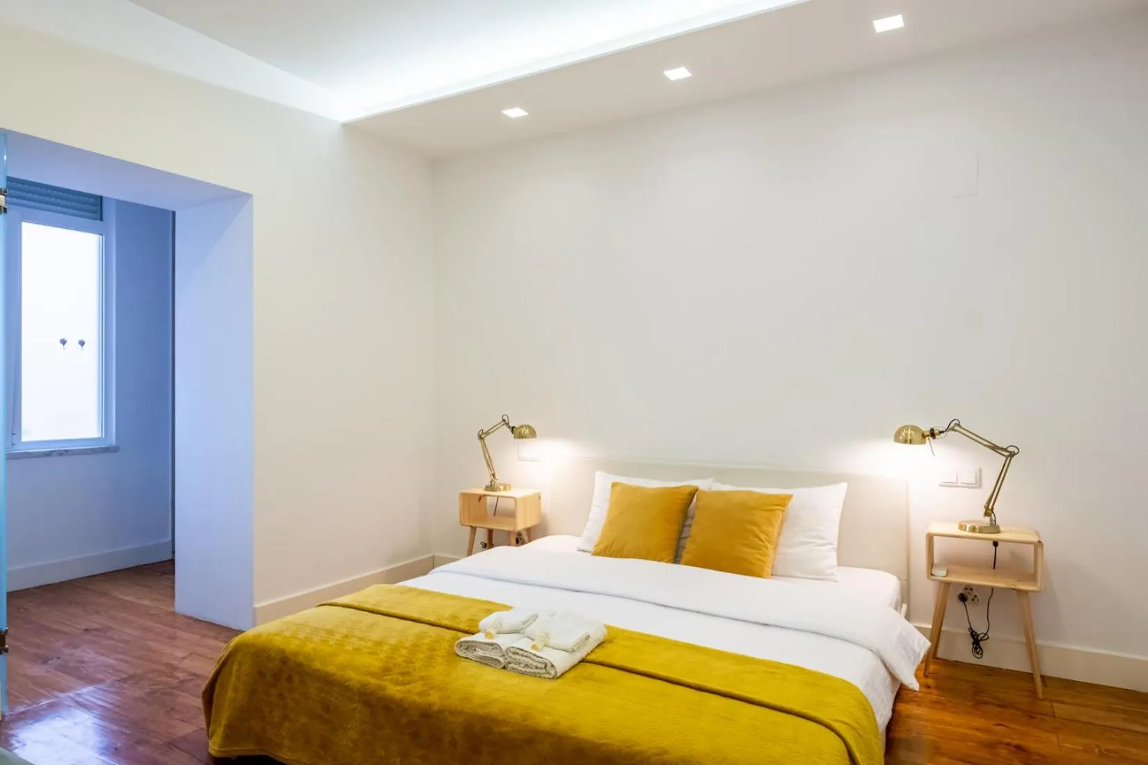 Bedroom, Bed in Hola Lisbon Suites