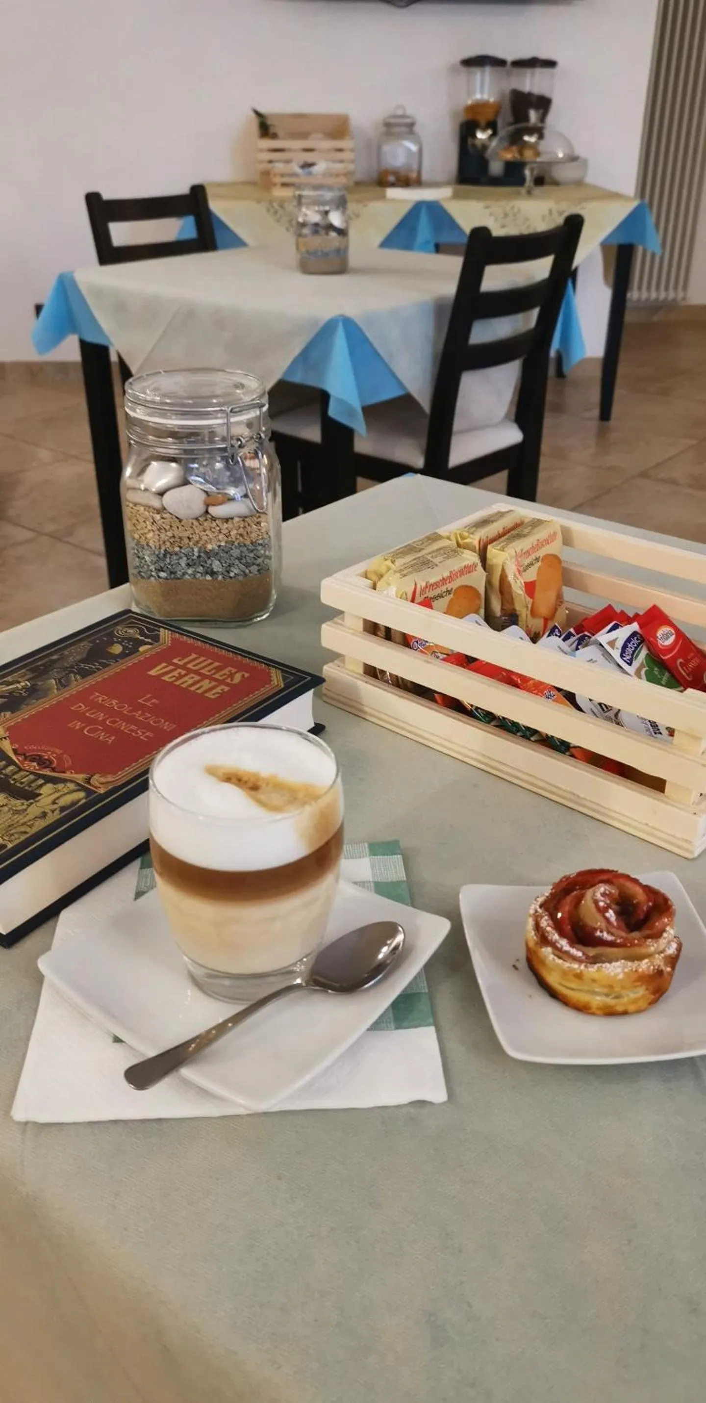 Breakfast in Sunset Bed and Breakfast