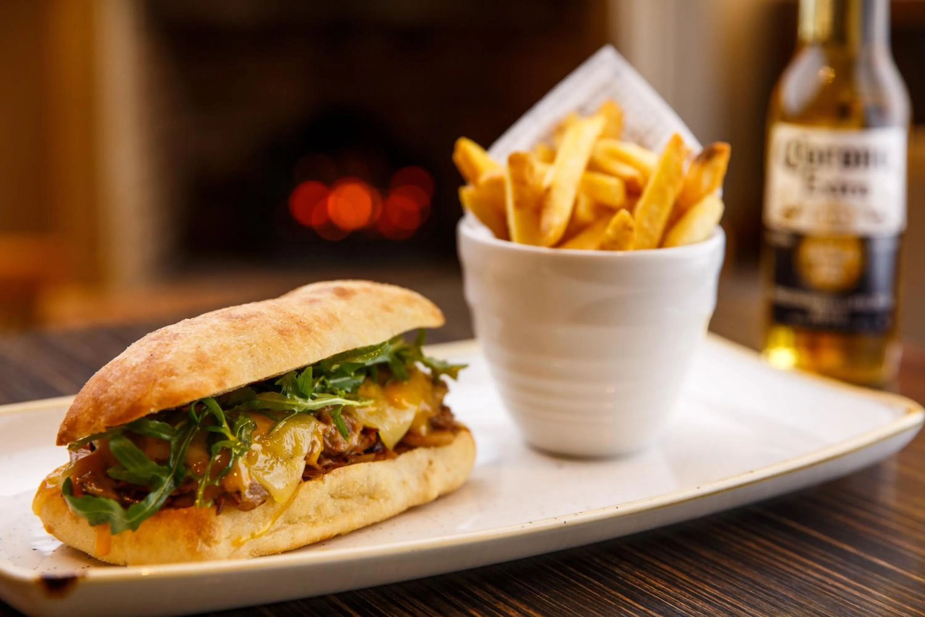 Restaurant/places to eat, Food in Holiday Inn Maidenhead Windsor