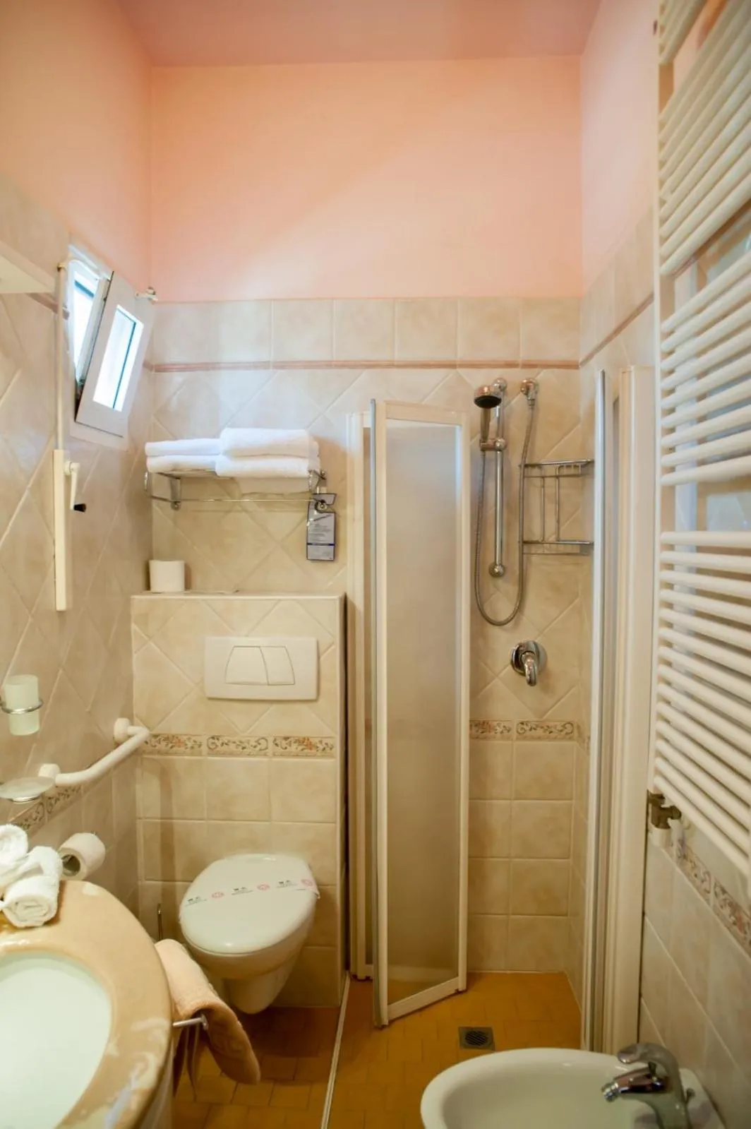 Bathroom in Hotel Angelini