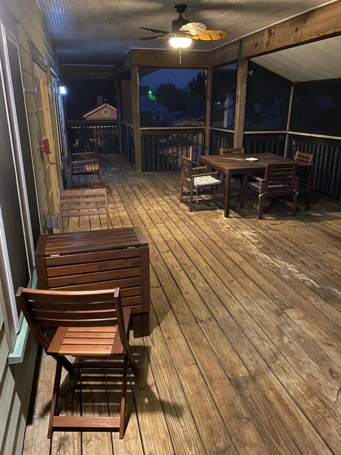 Deluxe King Suite in Anchor Inn NSB Bed and Breakfast