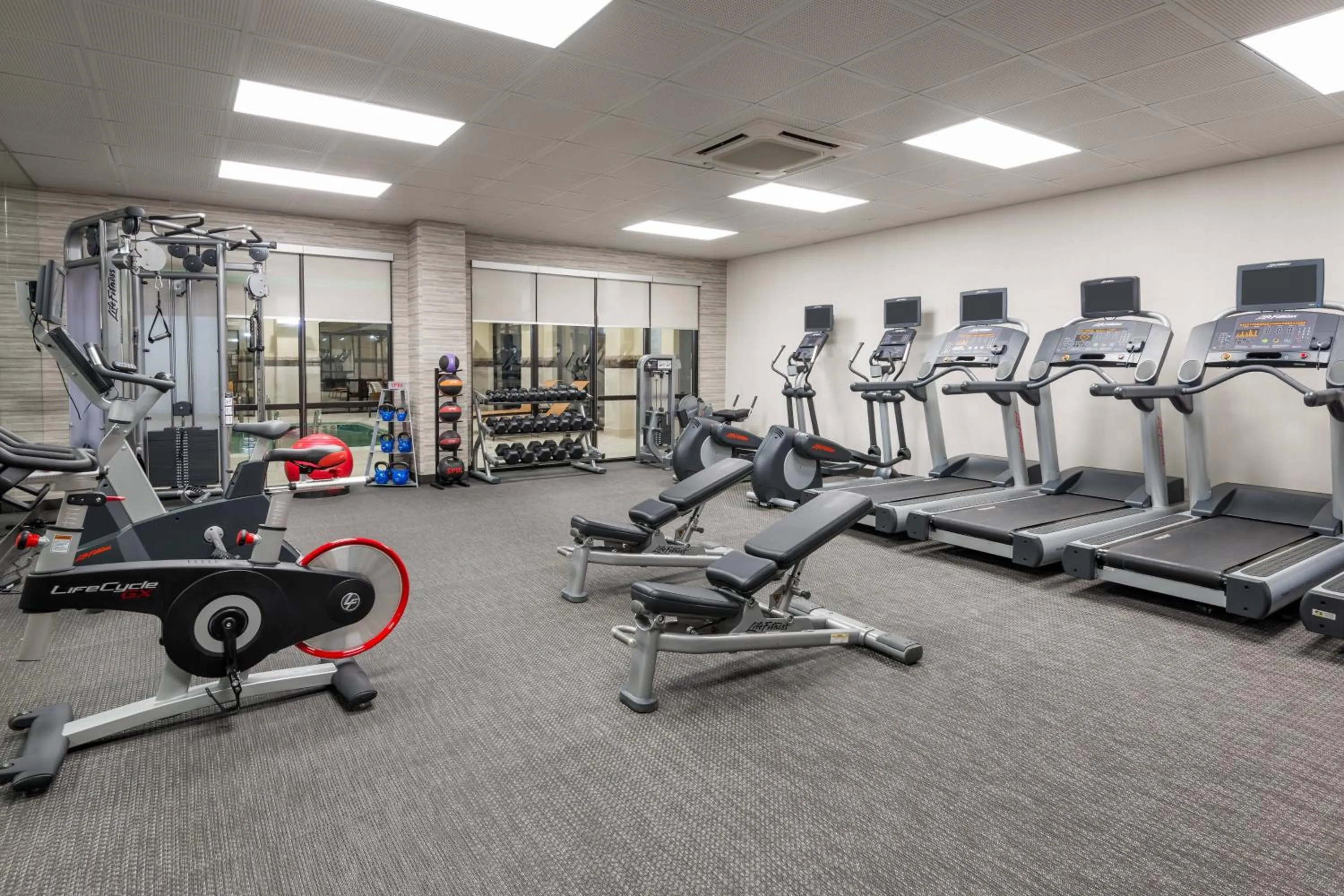 Fitness centre/facilities in Courtyard by Marriott Buffalo Airport