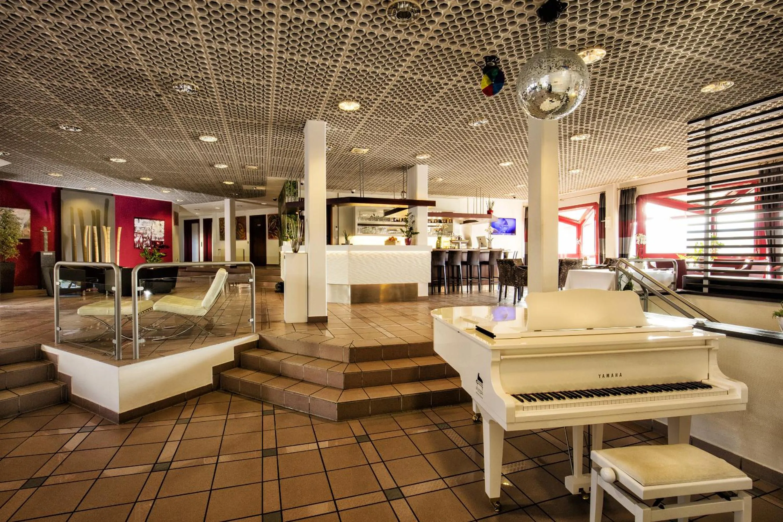 Lobby or reception in DOBLERGREEN Hotel Stuttgart-Gerlingen