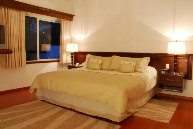 Bedroom, Bed in Casa de la Loma