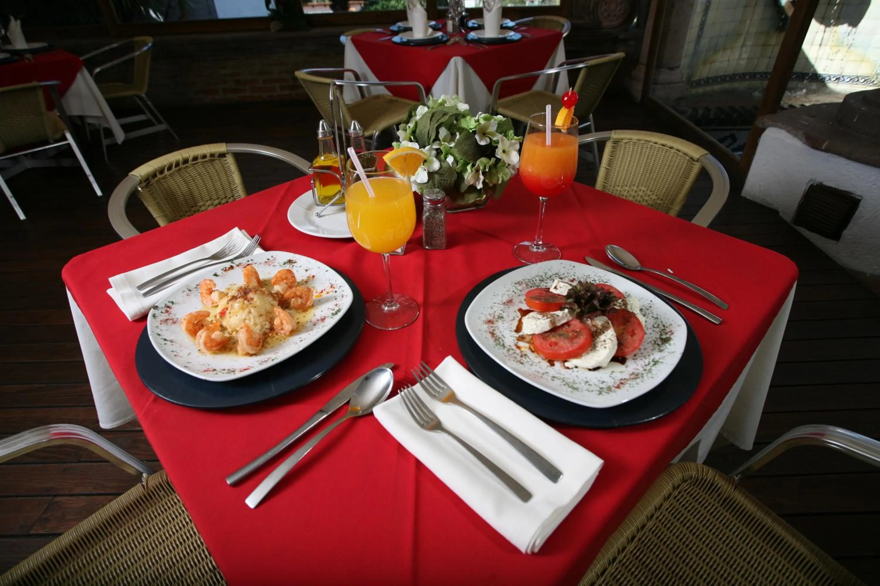 Restaurant/places to eat in Casa de la Loma