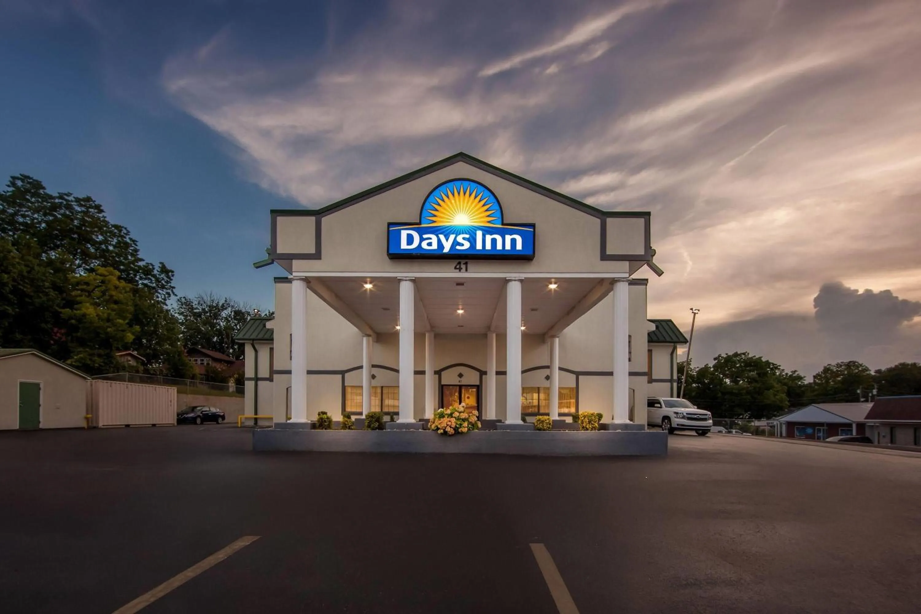 Property building in Days Inn by Wyndham Lexington