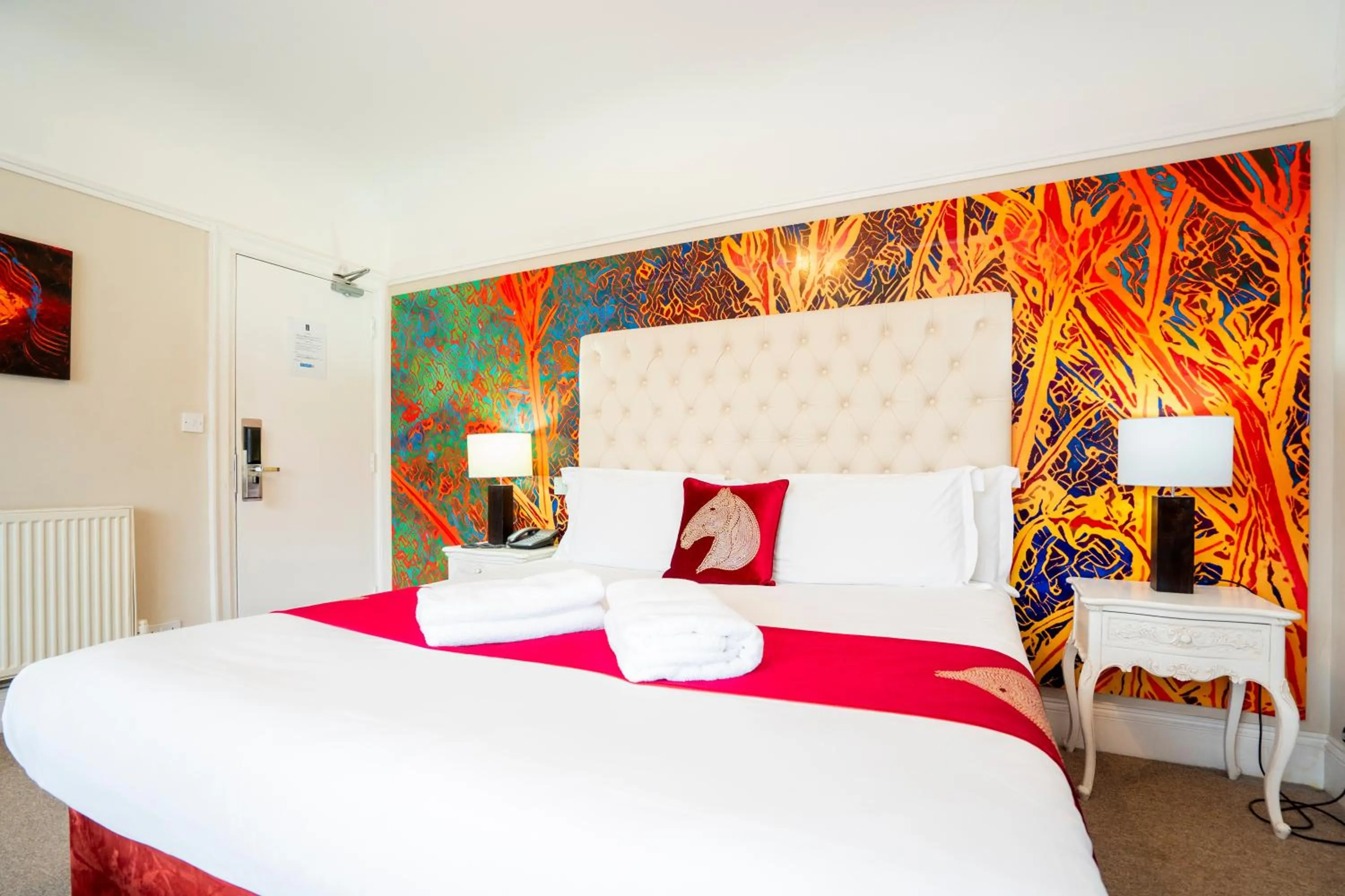 Bedroom, Bed in Remont Oxford Hotel