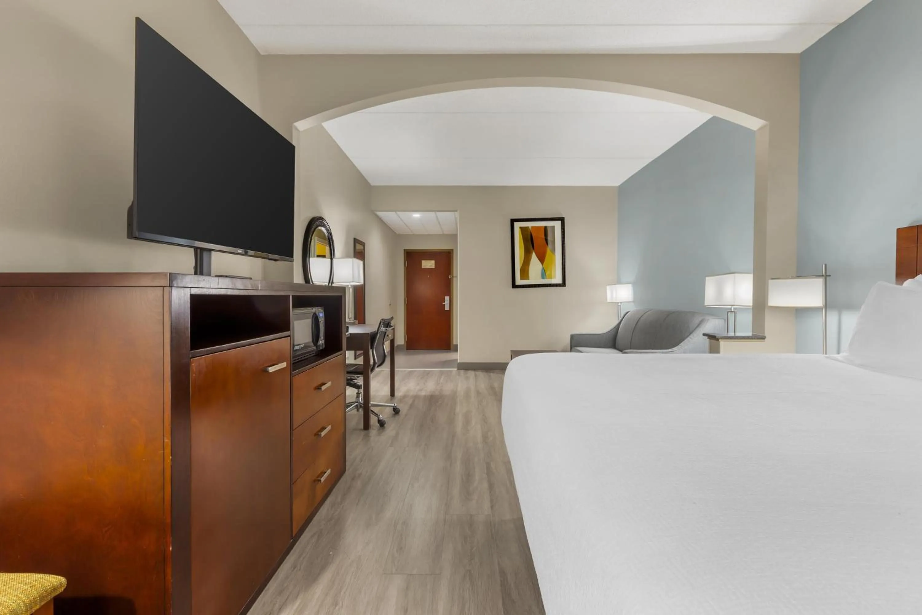 Bedroom, Bed in Best Western Plus Suites Greenville