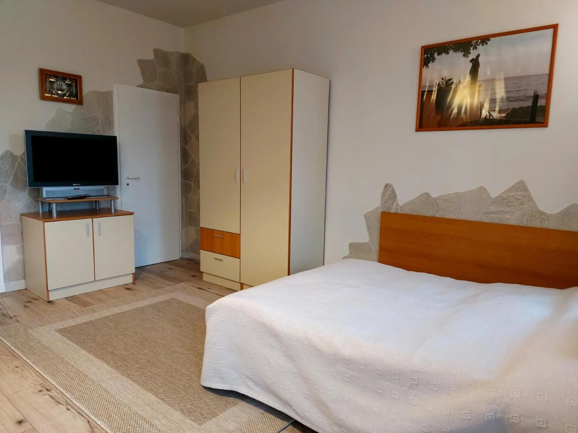 TV and multimedia, Bed in A Mecsek Gyöngye Apartmanhaz