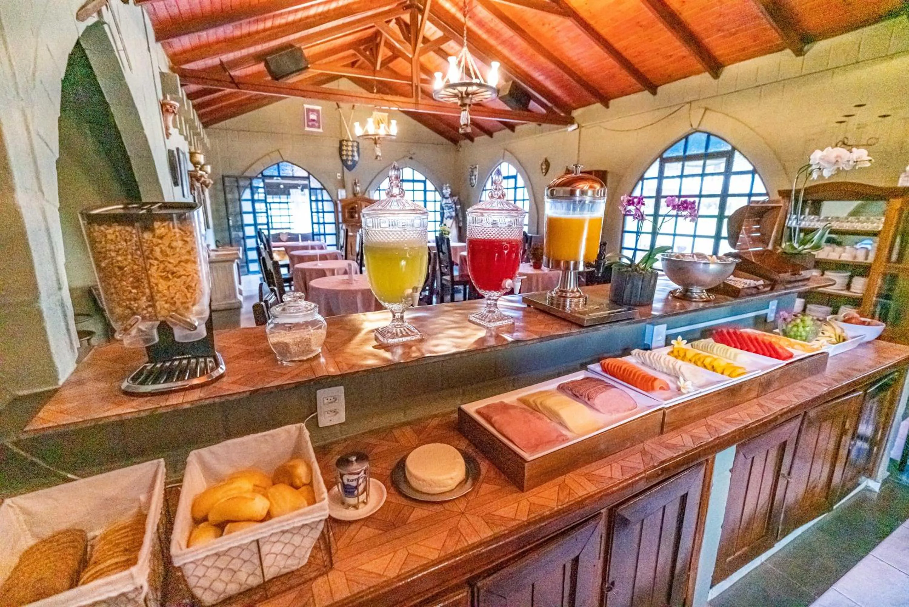 Food in Pousada Camelot Inn