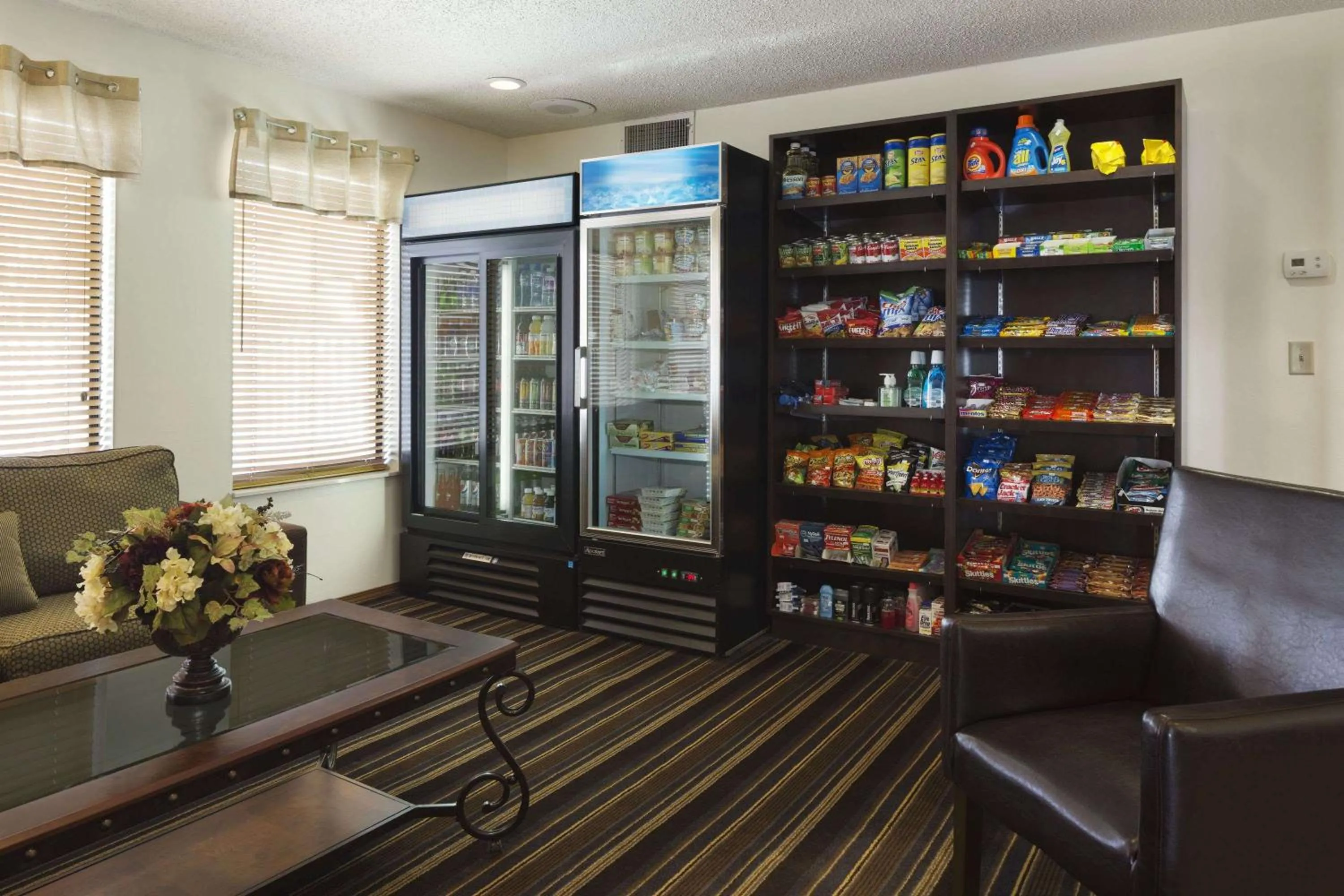 Restaurant/places to eat in Hawthorn Extended Stay by Wyndham Fort Wayne