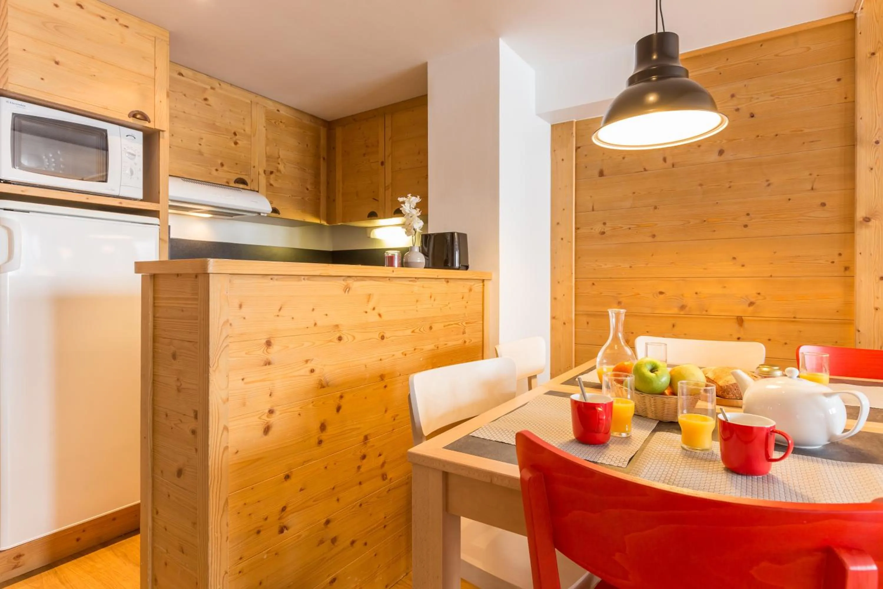 Kitchen or kitchenette in Résidence Pierre & Vacances Aconit