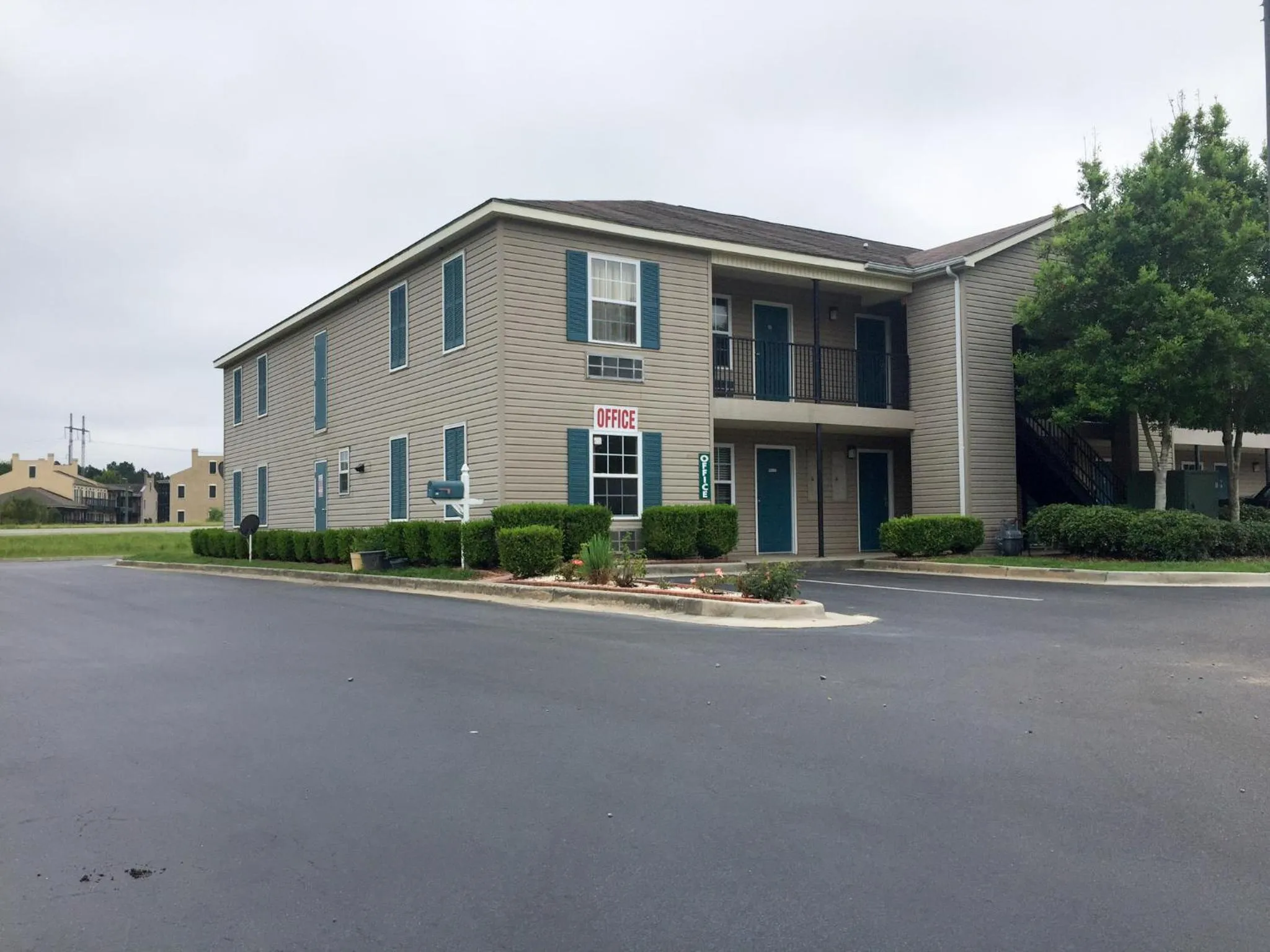 Property building in Studio 6-Statesboro, GA