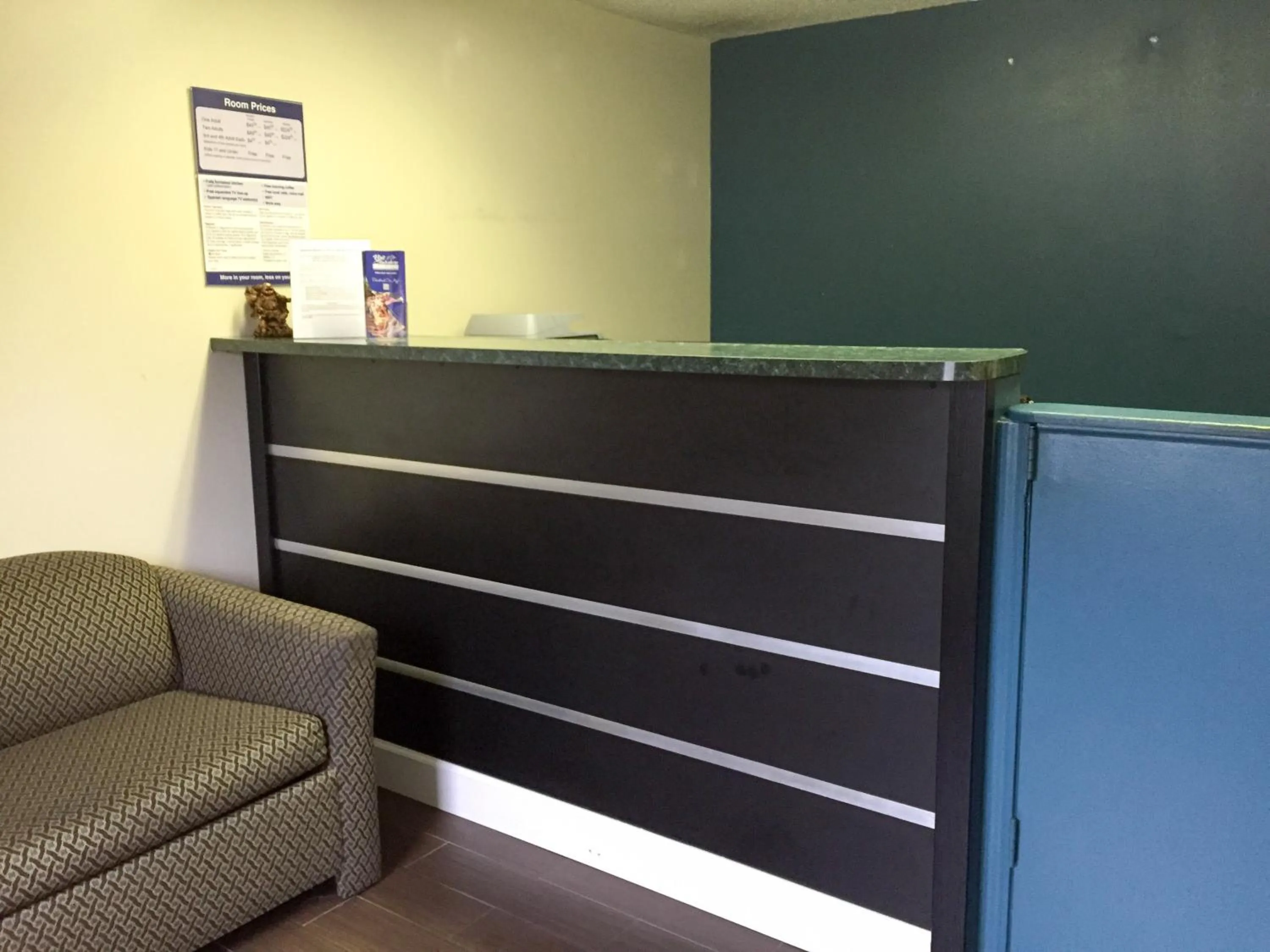 Lobby or reception in Studio 6-Statesboro, GA