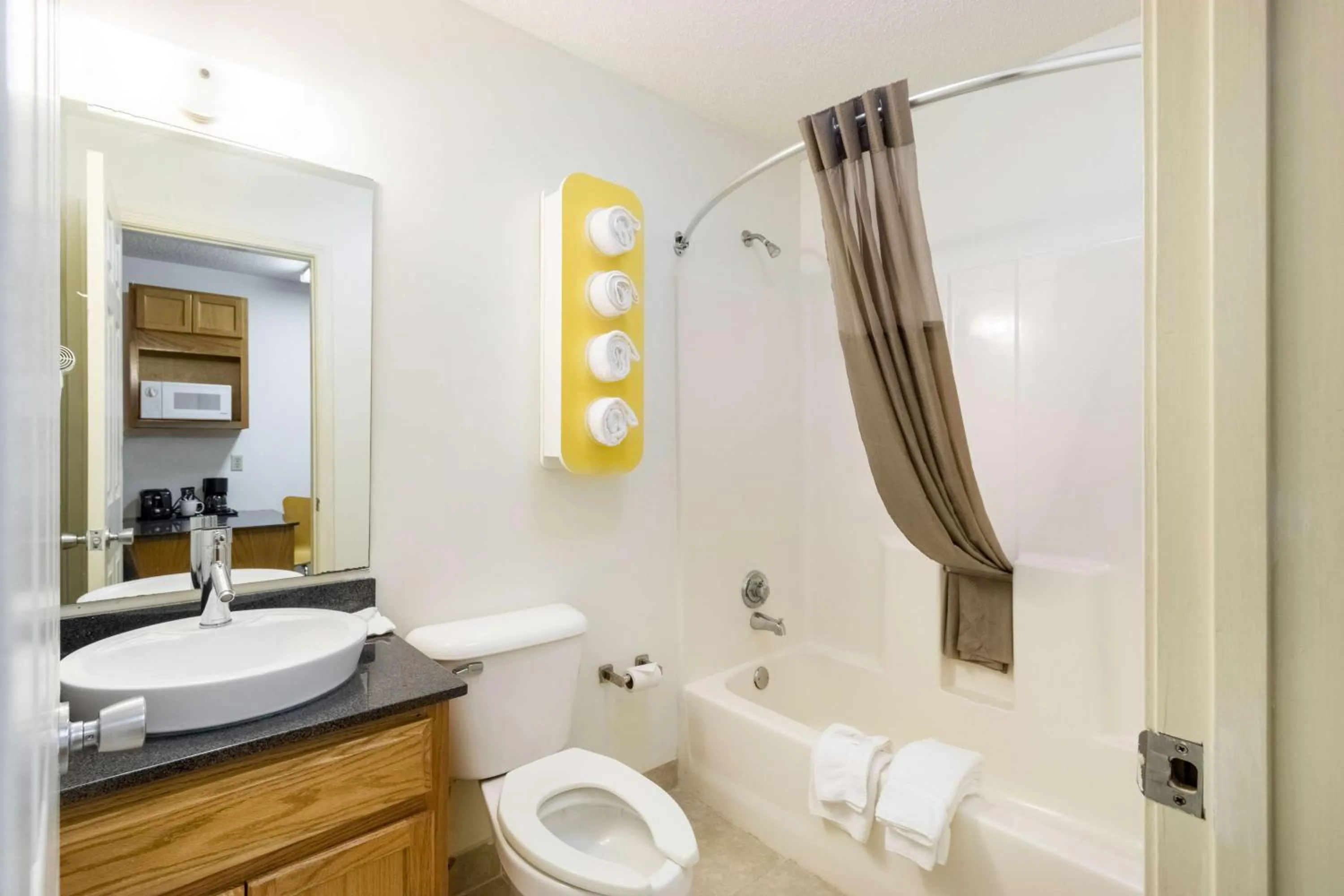 Shower in Studio 6-Statesboro, GA