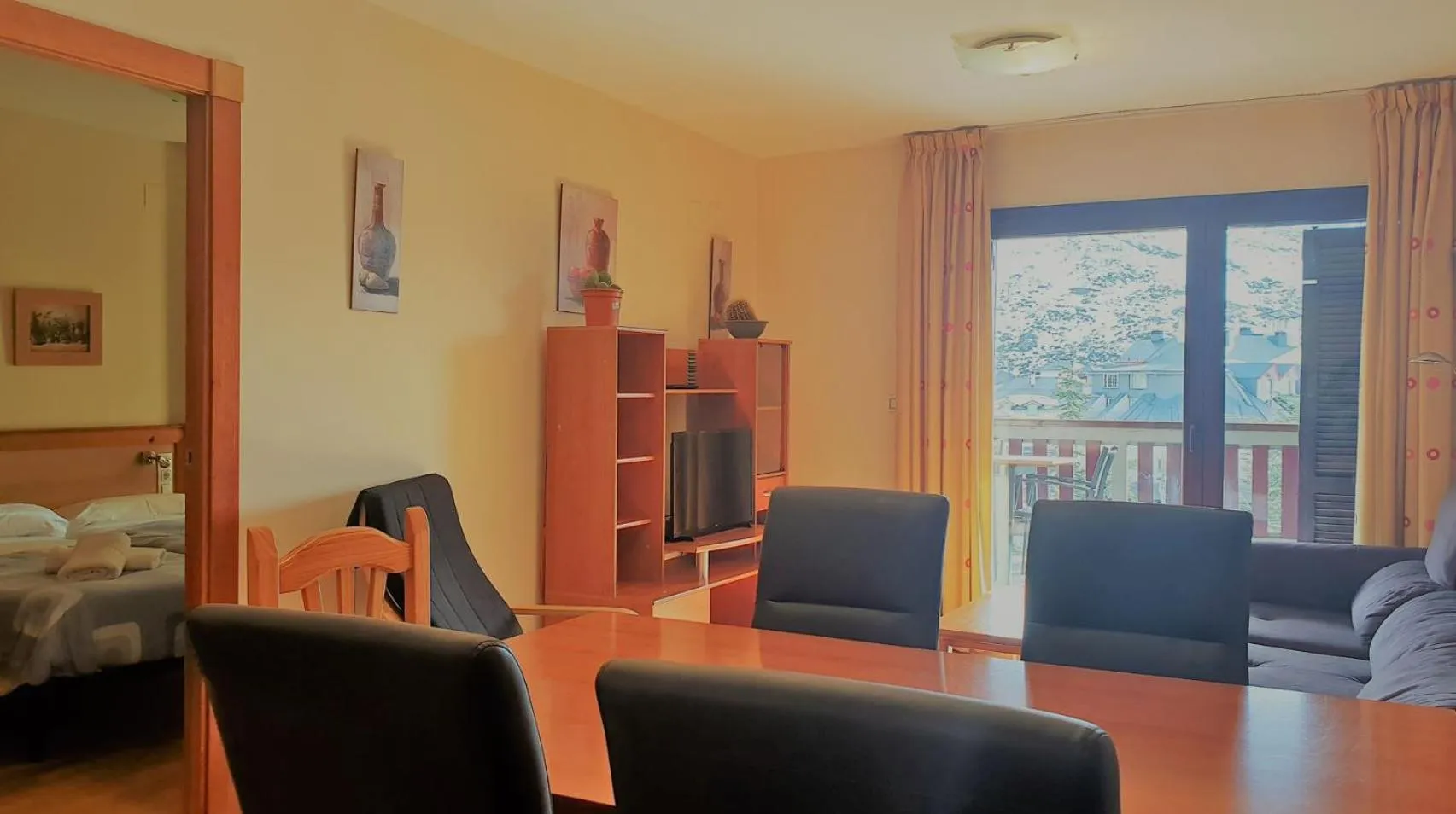 TODOSIERRANEVADA ZONA BAJA - MONTBLANC VISTAS A LA MONTANA - Junto a los Telecabinas