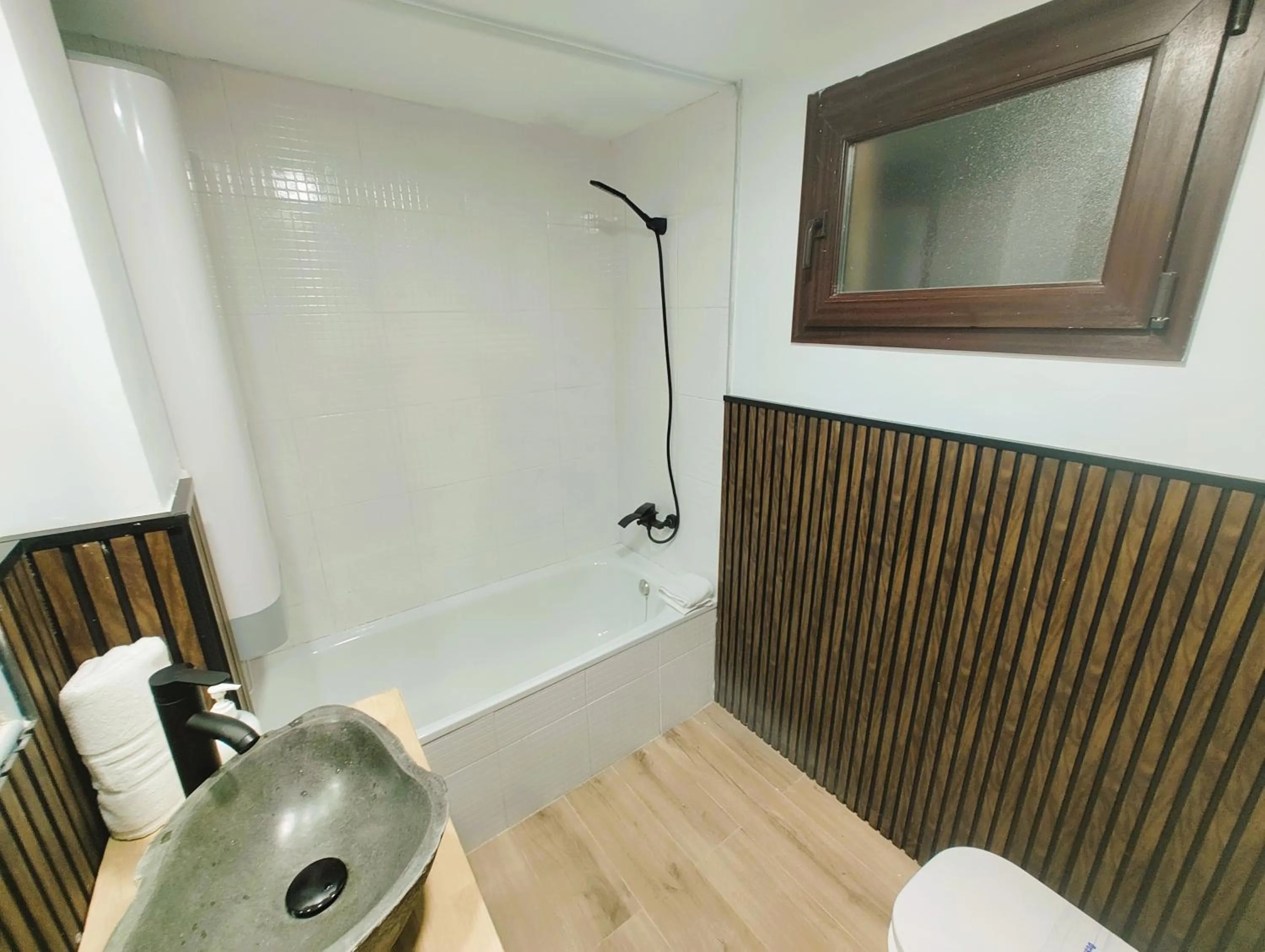 TODOSIERRANEVADA ZONA BAJA - MONTBLANC VISTAS A LA MONTANA - Junto a los Telecabinas