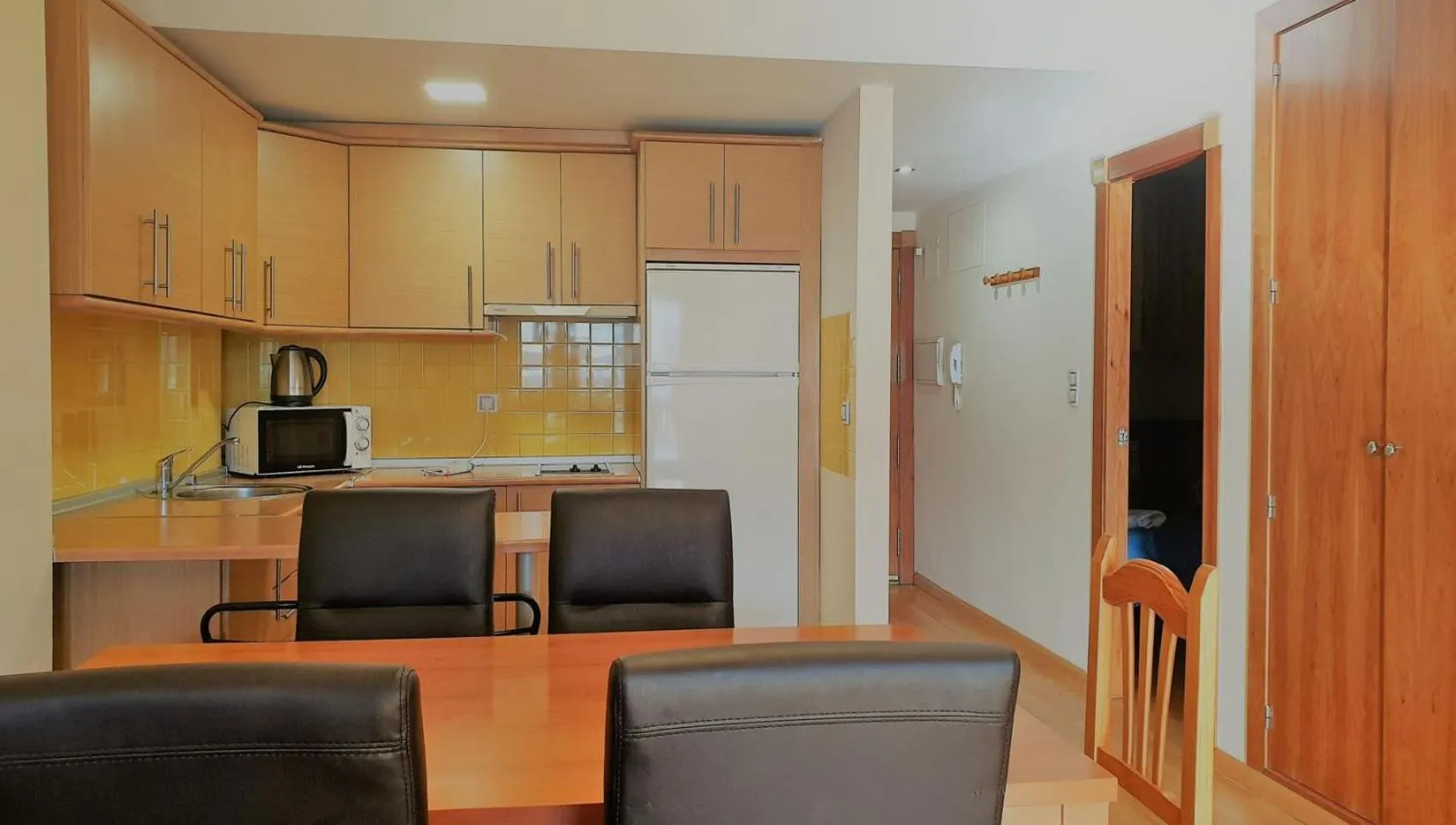 TODOSIERRANEVADA ZONA BAJA - MONTBLANC VISTAS A LA MONTANA - Junto a los Telecabinas