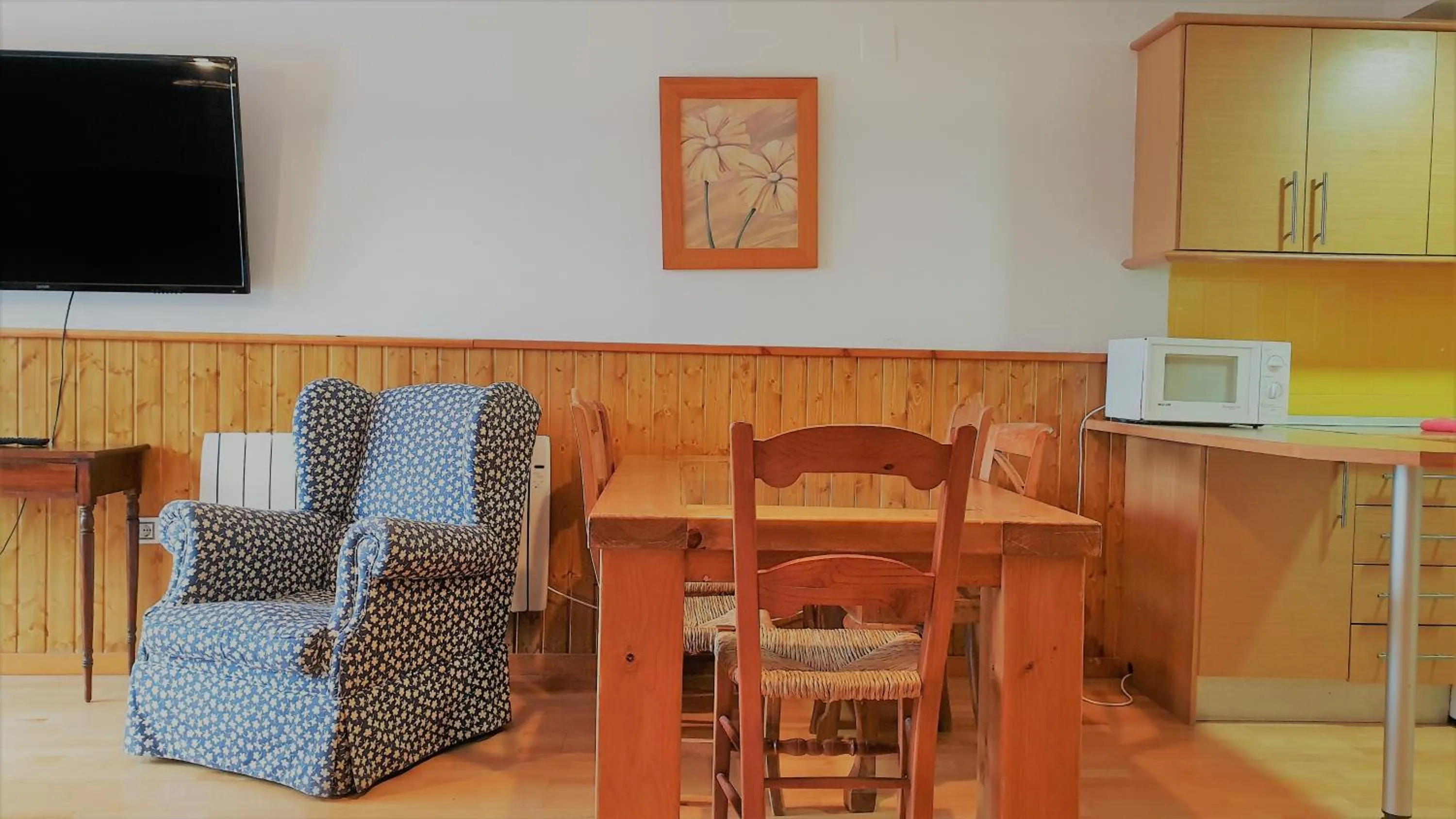 TODOSIERRANEVADA ZONA BAJA - MONTBLANC VISTAS A LA MONTANA - Junto a los Telecabinas