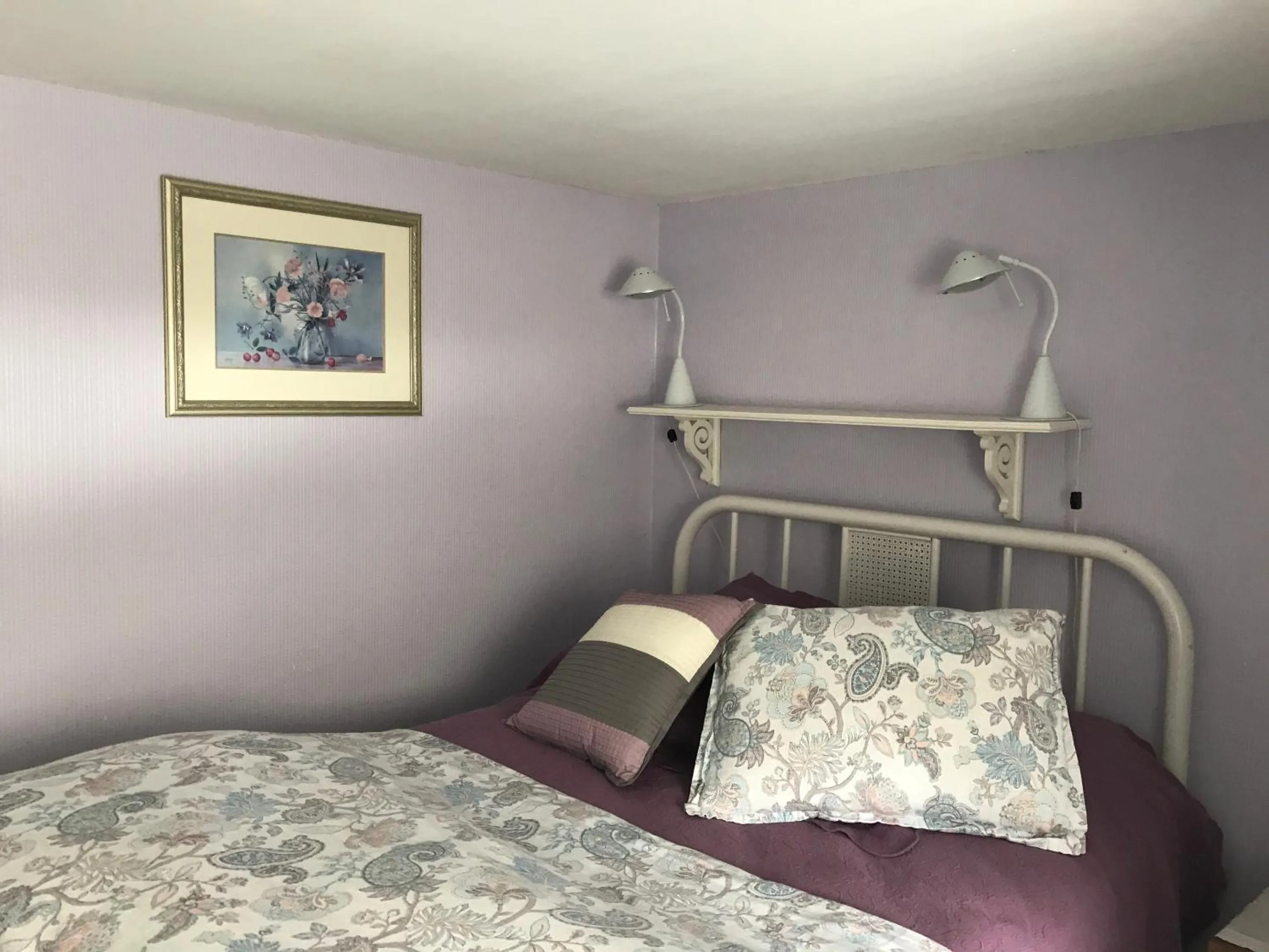 Bedroom, Bed in The Monadnock Inn