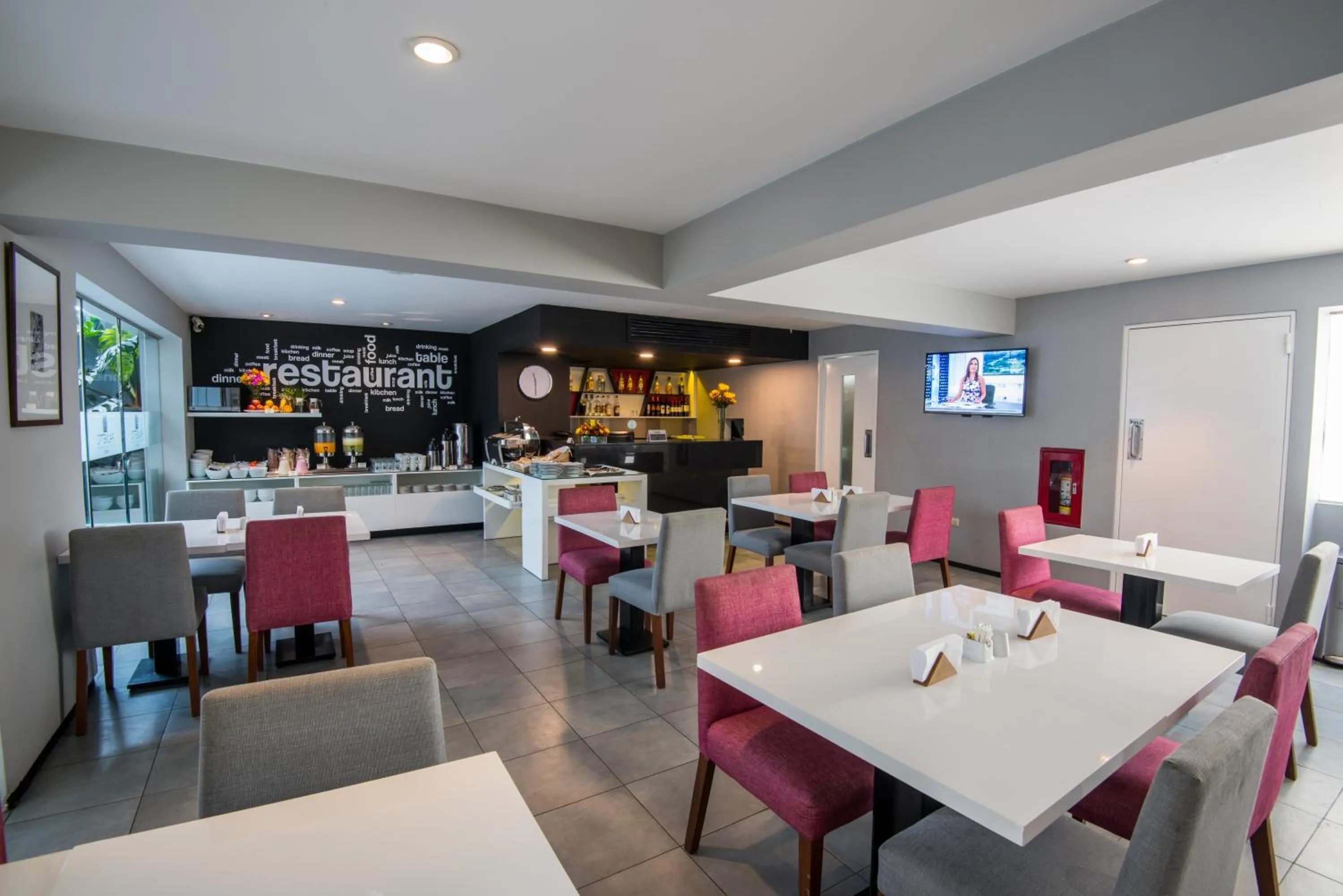 Restaurant/places to eat in Palmetto Hotel Business San Borja