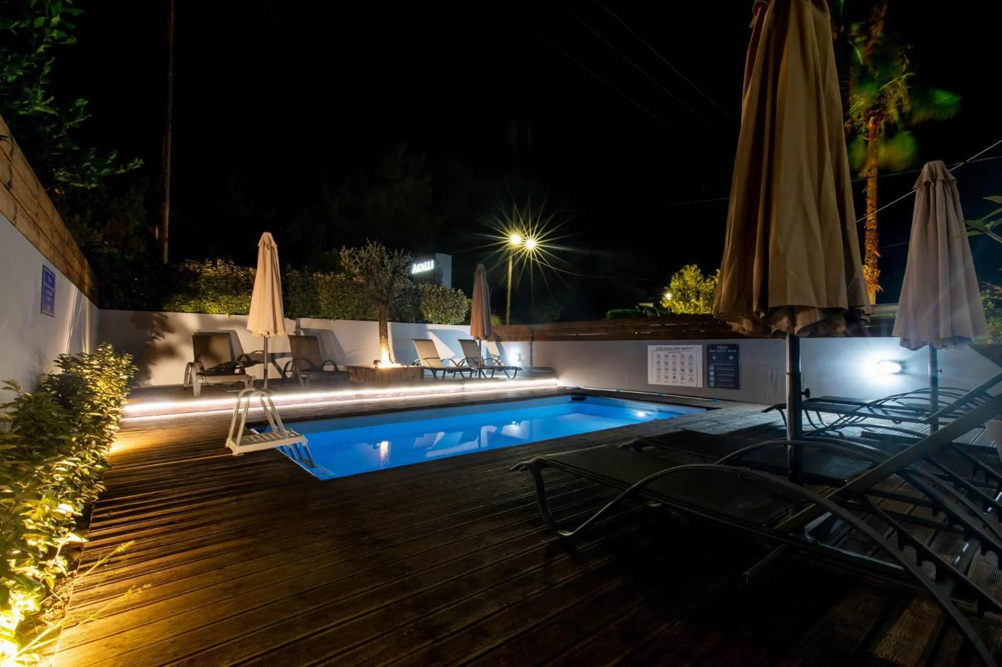 Swimming pool in Akalli Studios