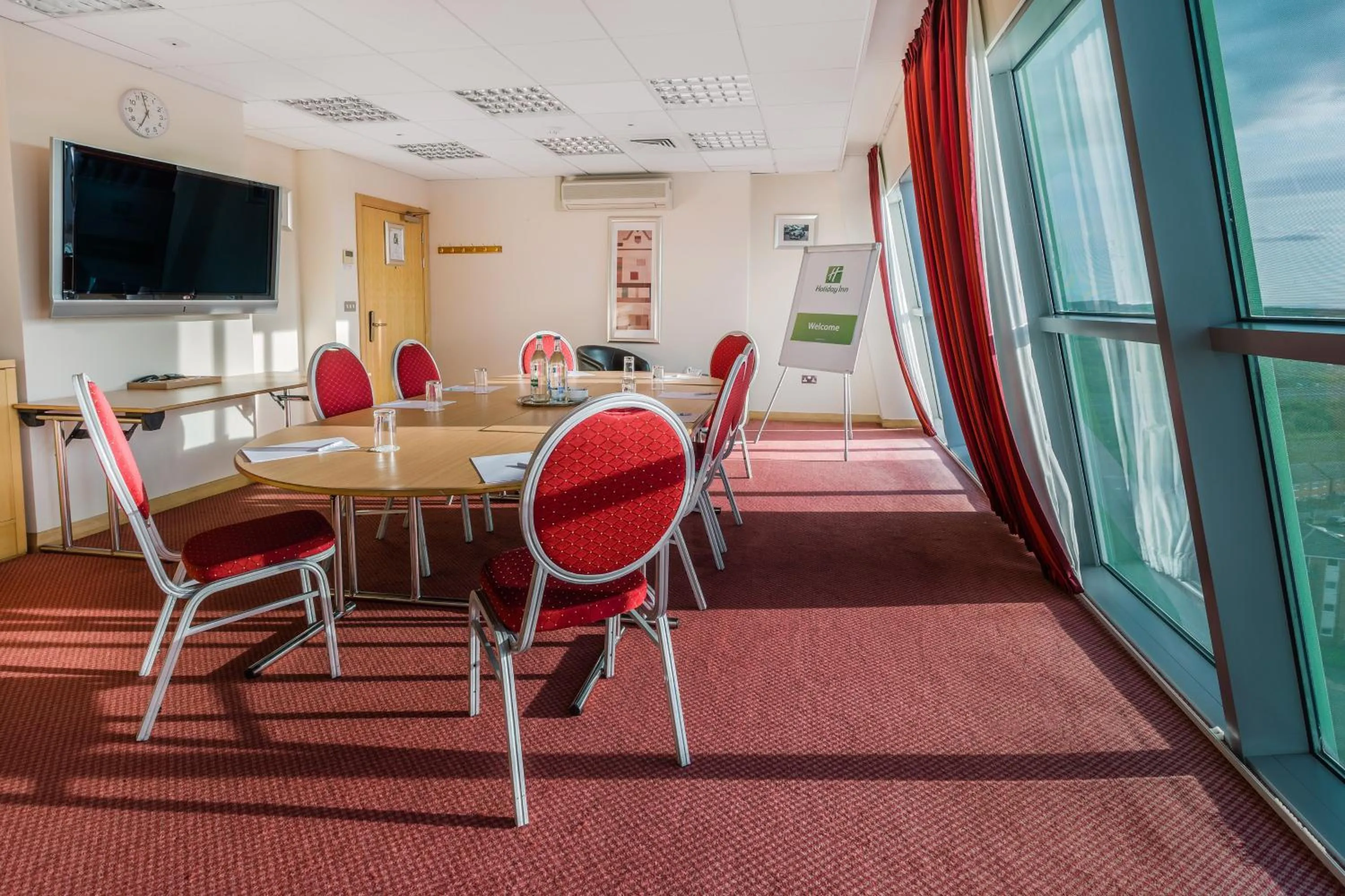 Meeting/conference room in Holiday Inn Birmingham North - Cannock by IHG